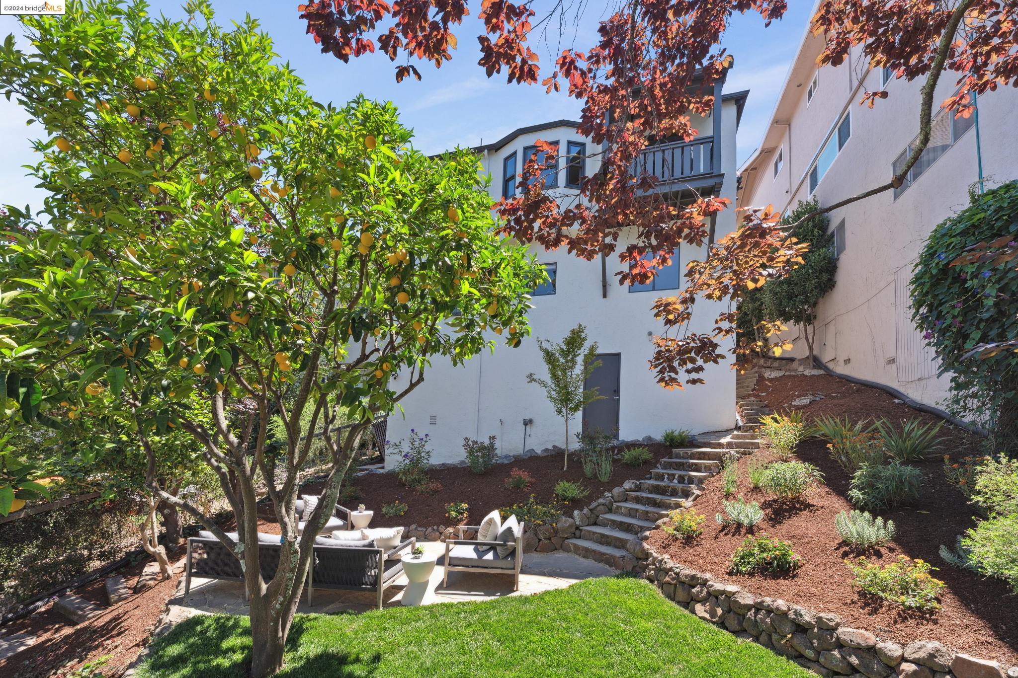 1132 Hollywood Ave