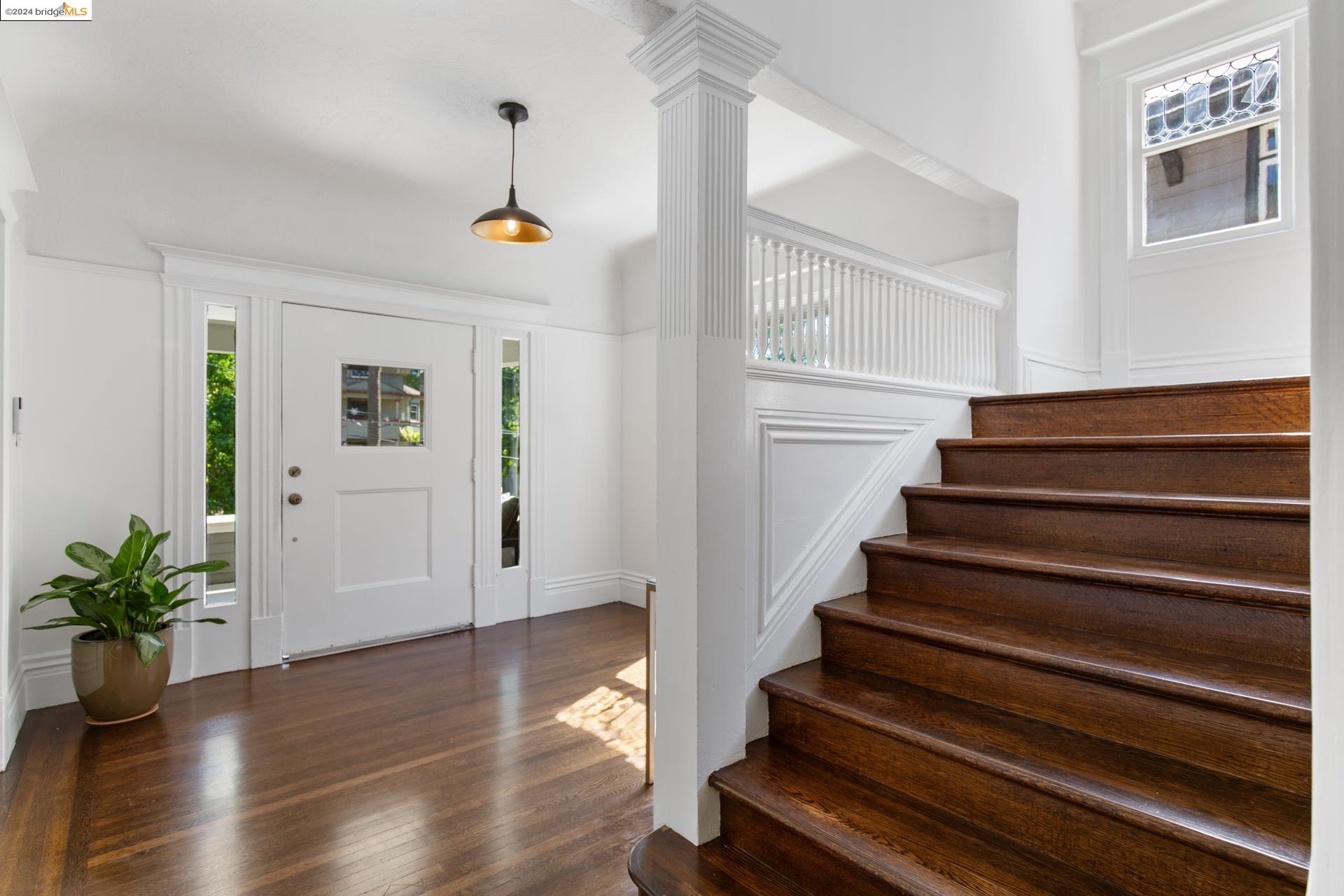 571 El Dorado Avenue