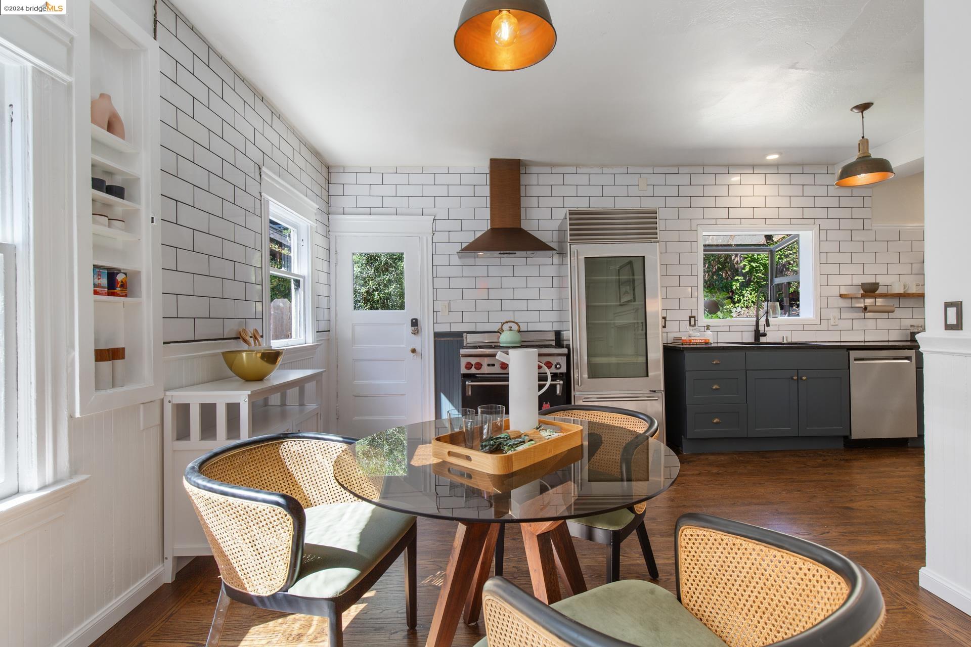 571 El Dorado Avenue