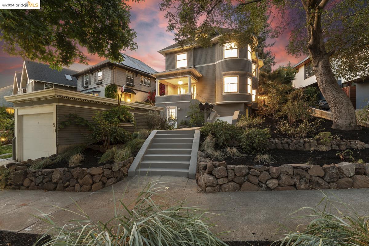 571 El Dorado Avenue