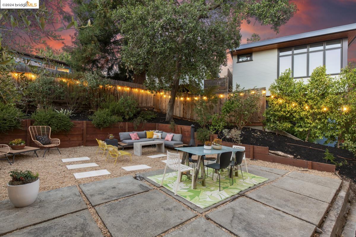 571 El Dorado Avenue