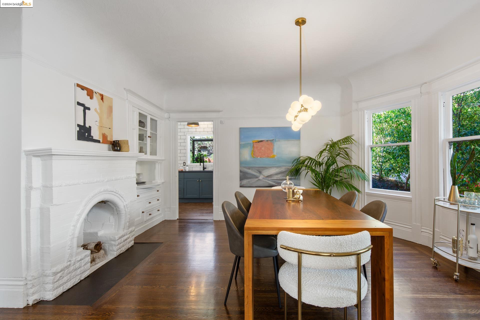 571 El Dorado Avenue