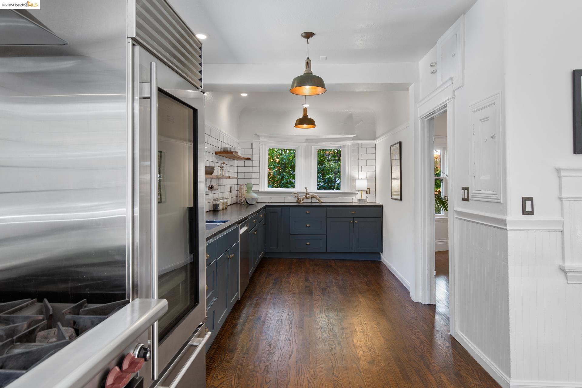 571 El Dorado Avenue