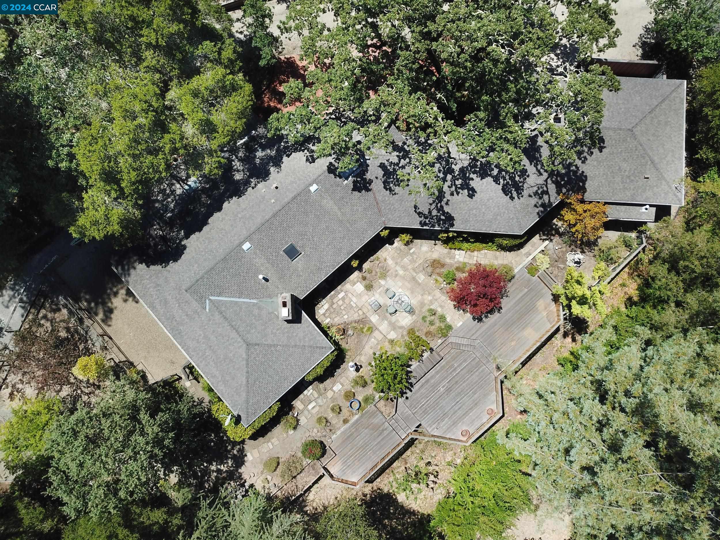 230 Moraga Way