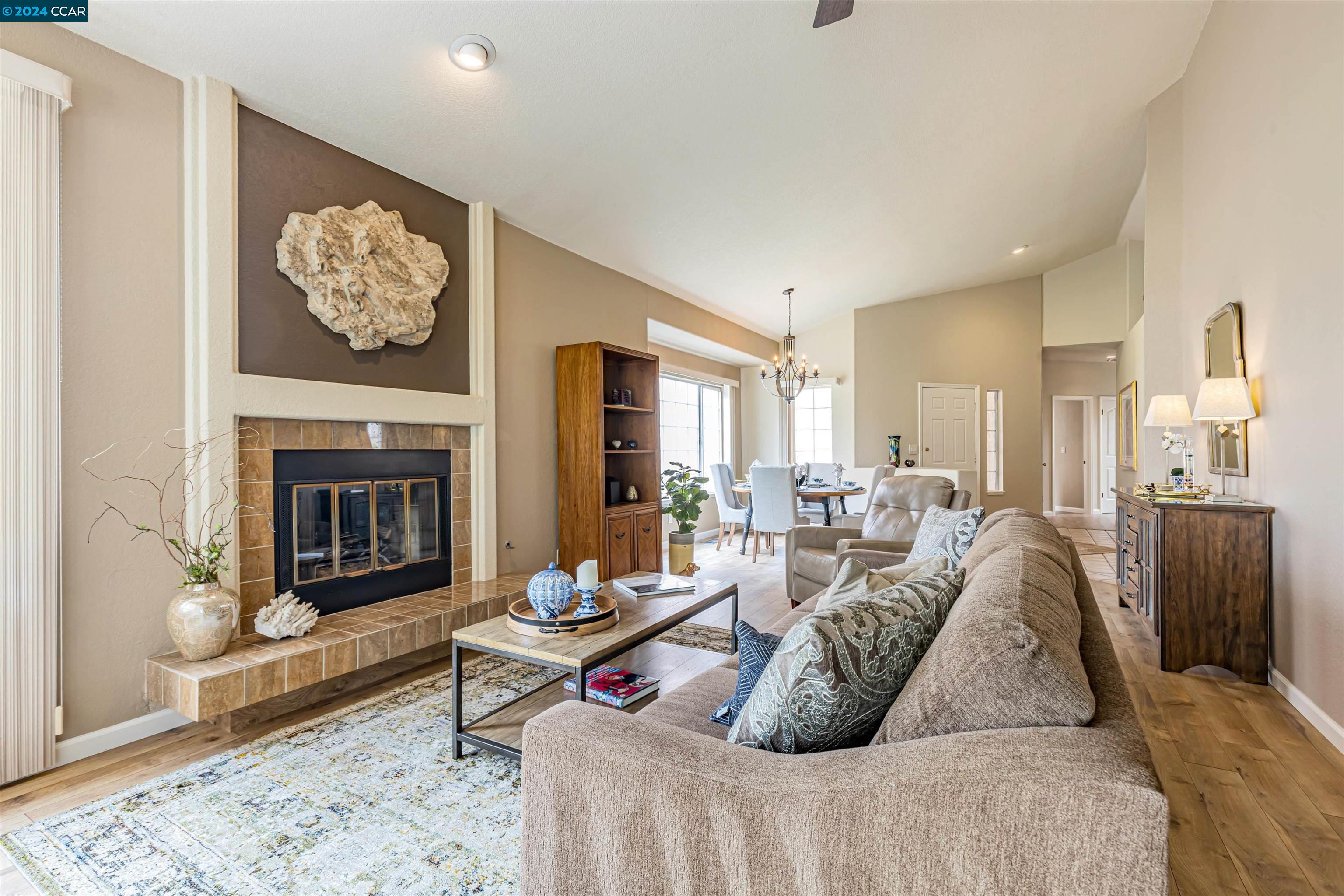 2133 Firwood Court