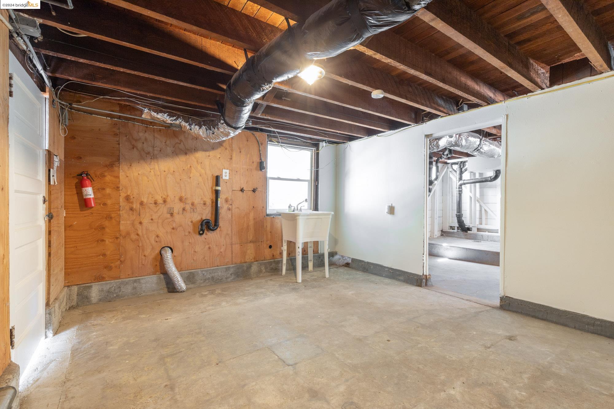 3007 Galindo St
