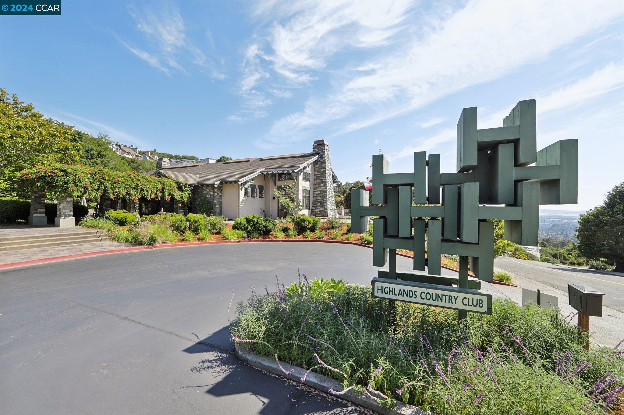 27 Windward Hill