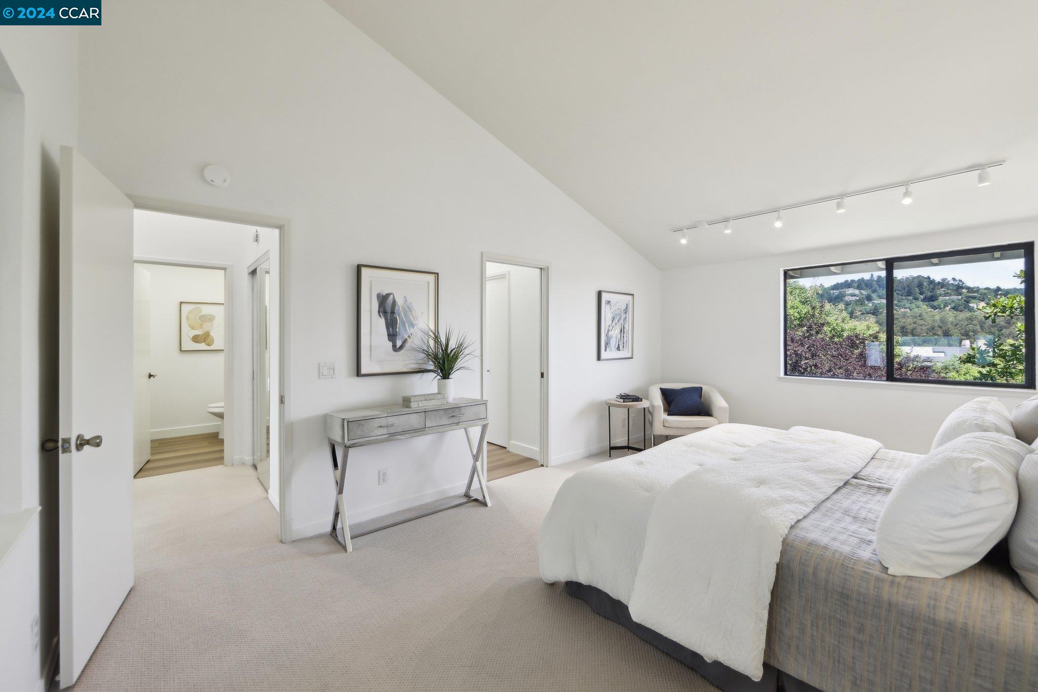 27 Windward Hill