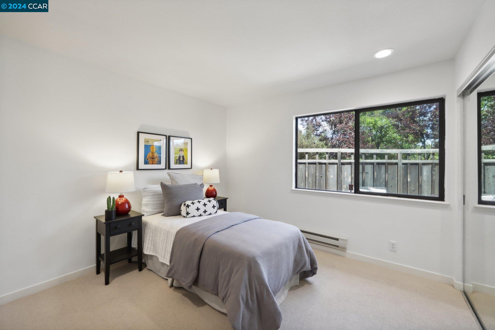 27 Windward Hill