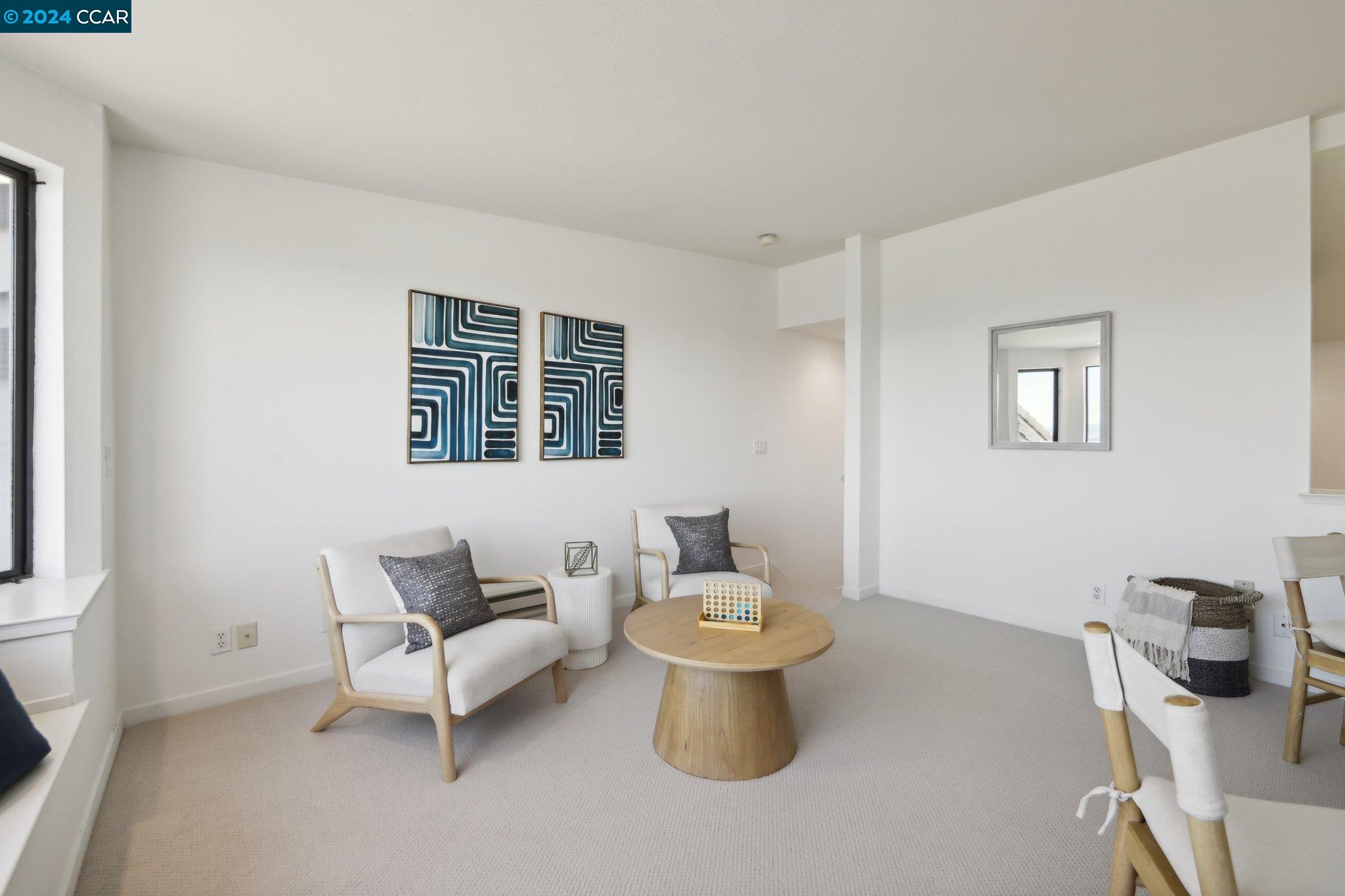27 Windward Hill