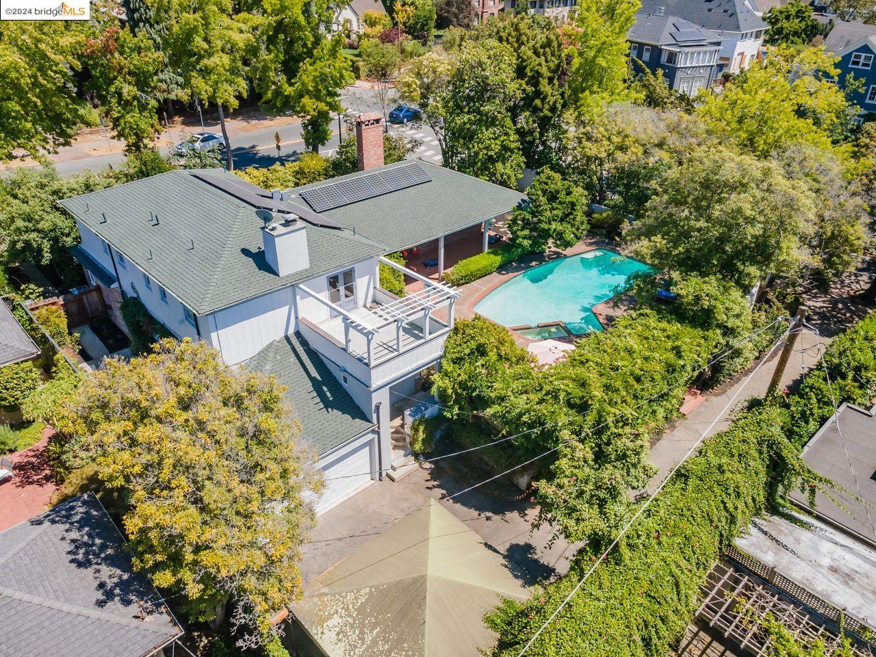 2744 Belrose