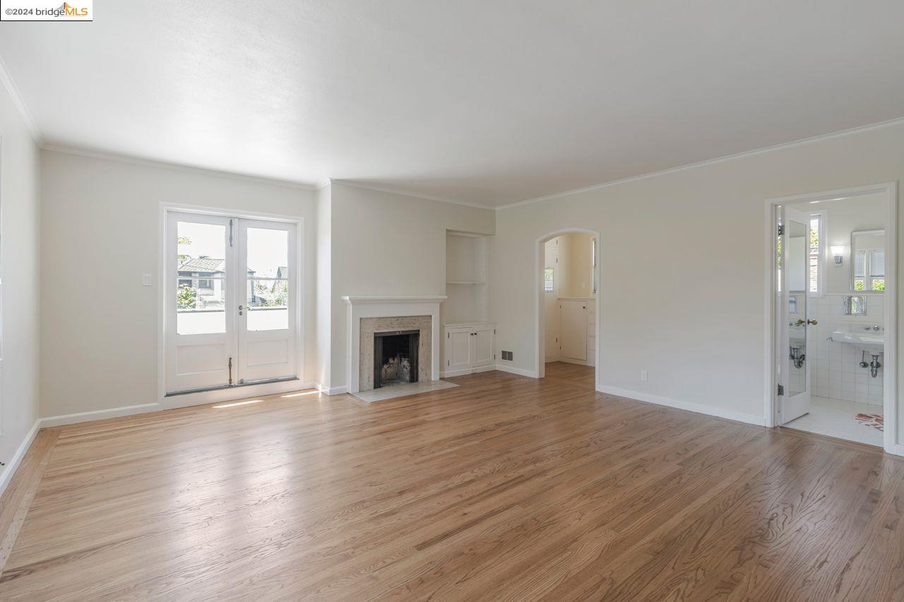 2744 Belrose