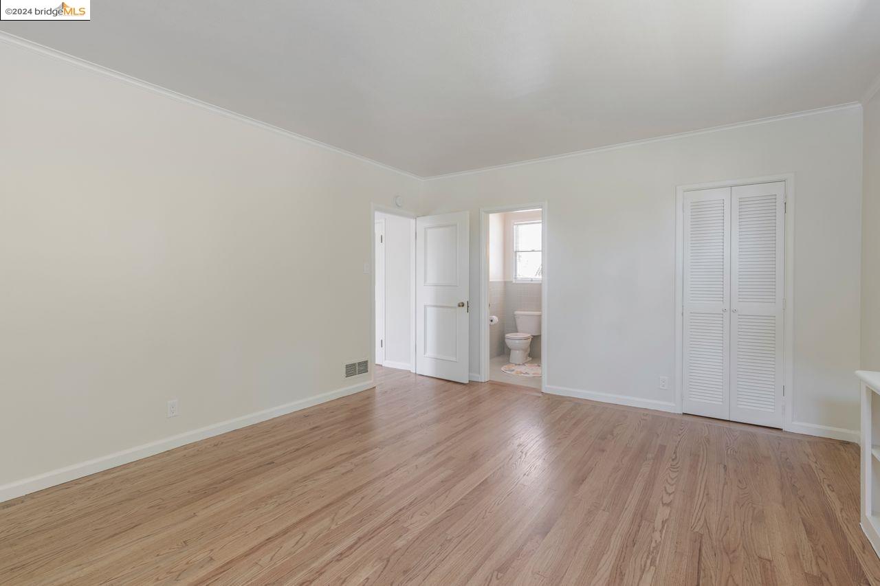 2744 Belrose