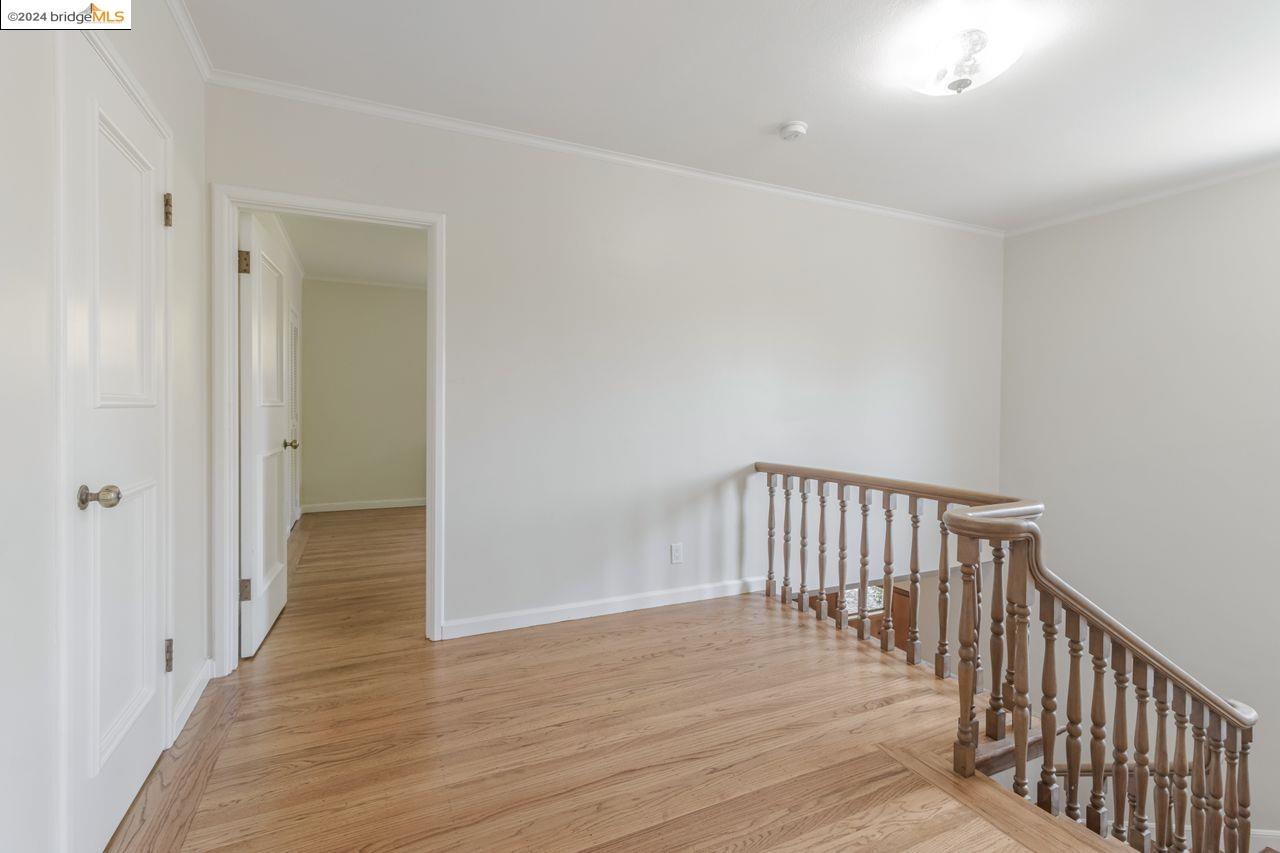 2744 Belrose