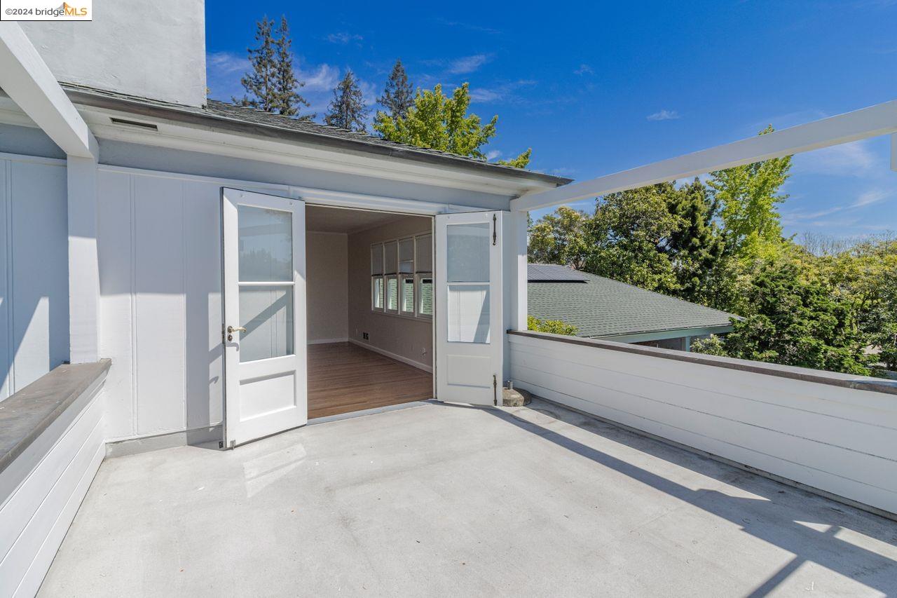 2744 Belrose