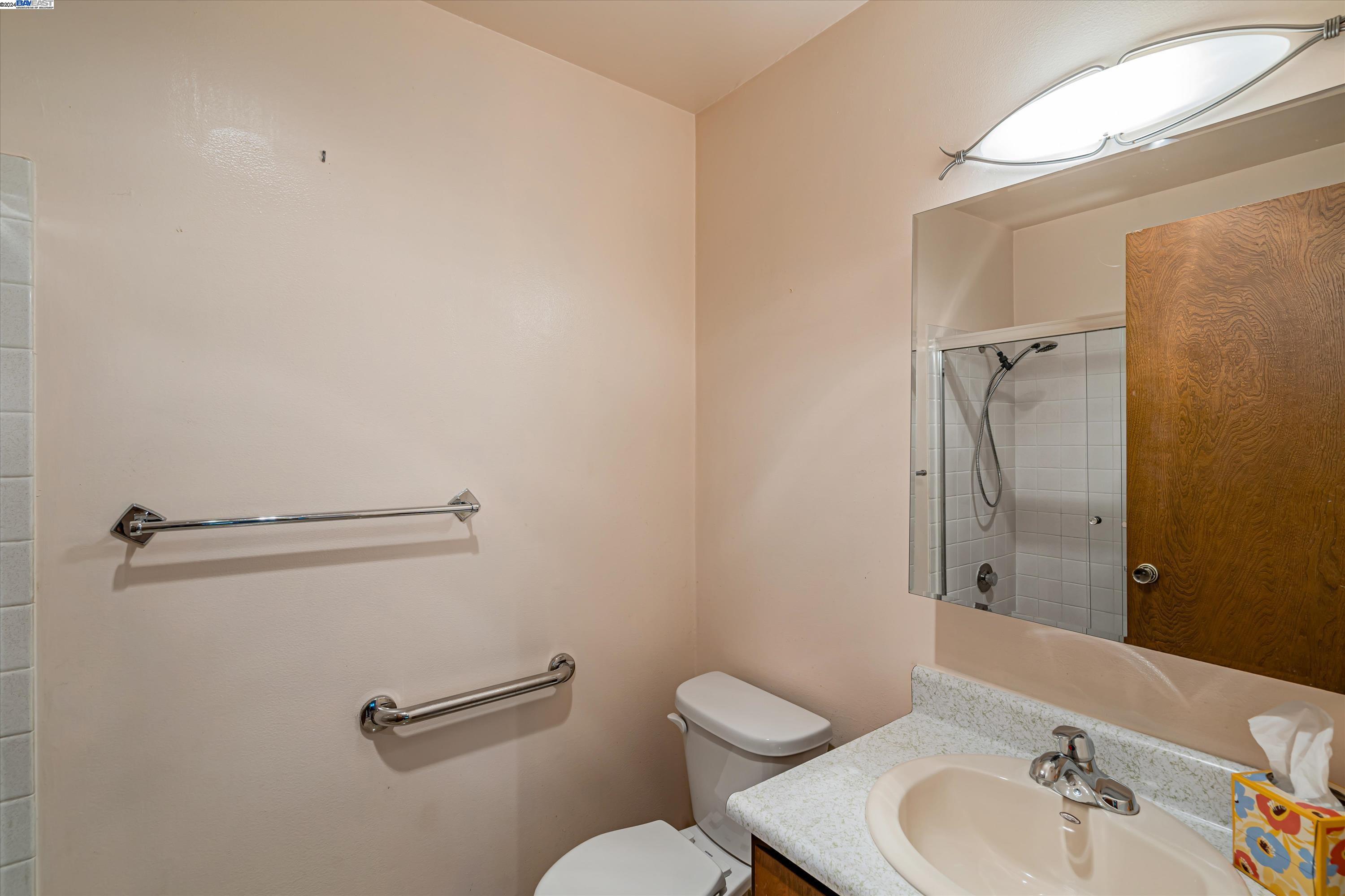 965 Shorepoint Ct # 300