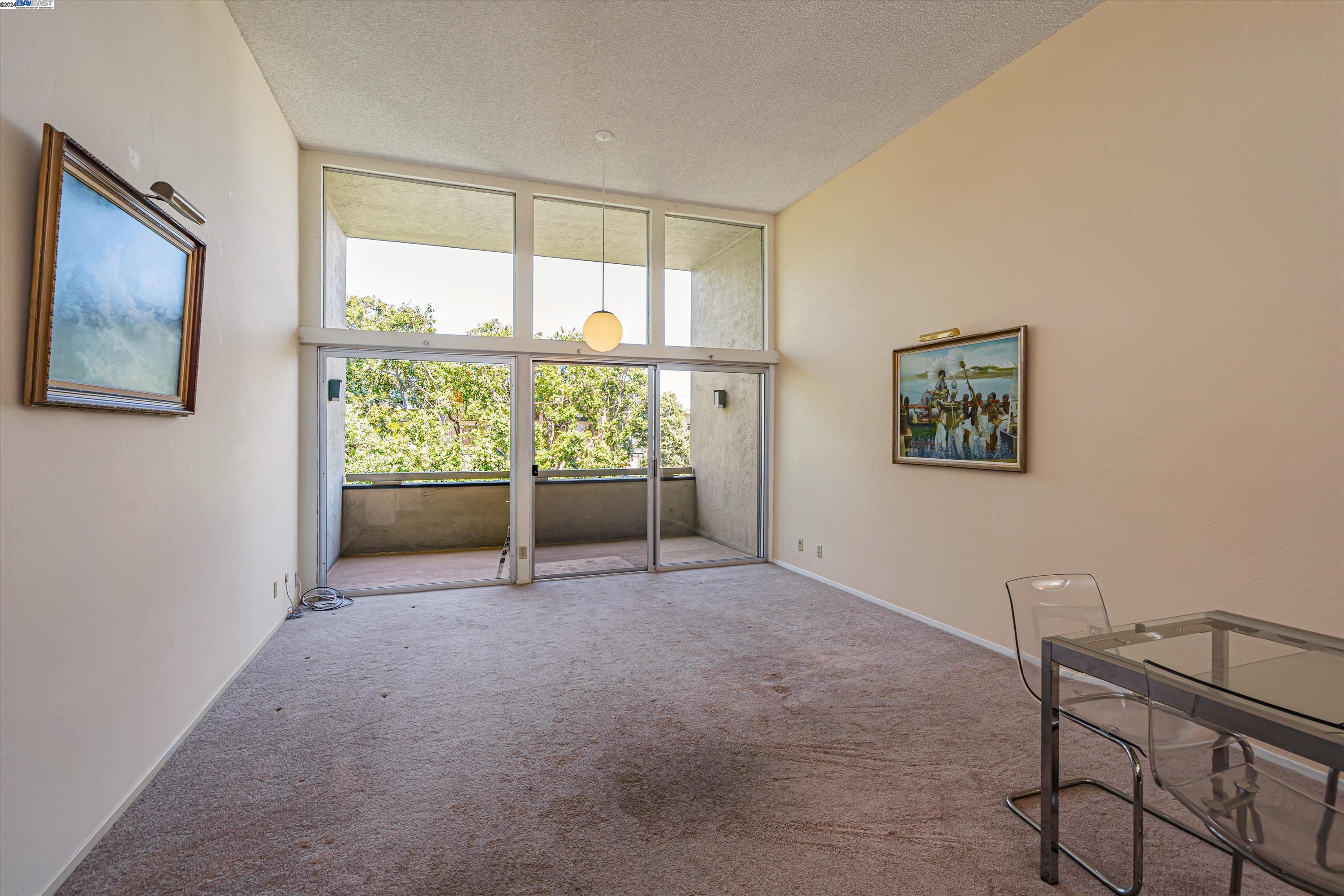 965 Shorepoint Ct # 300