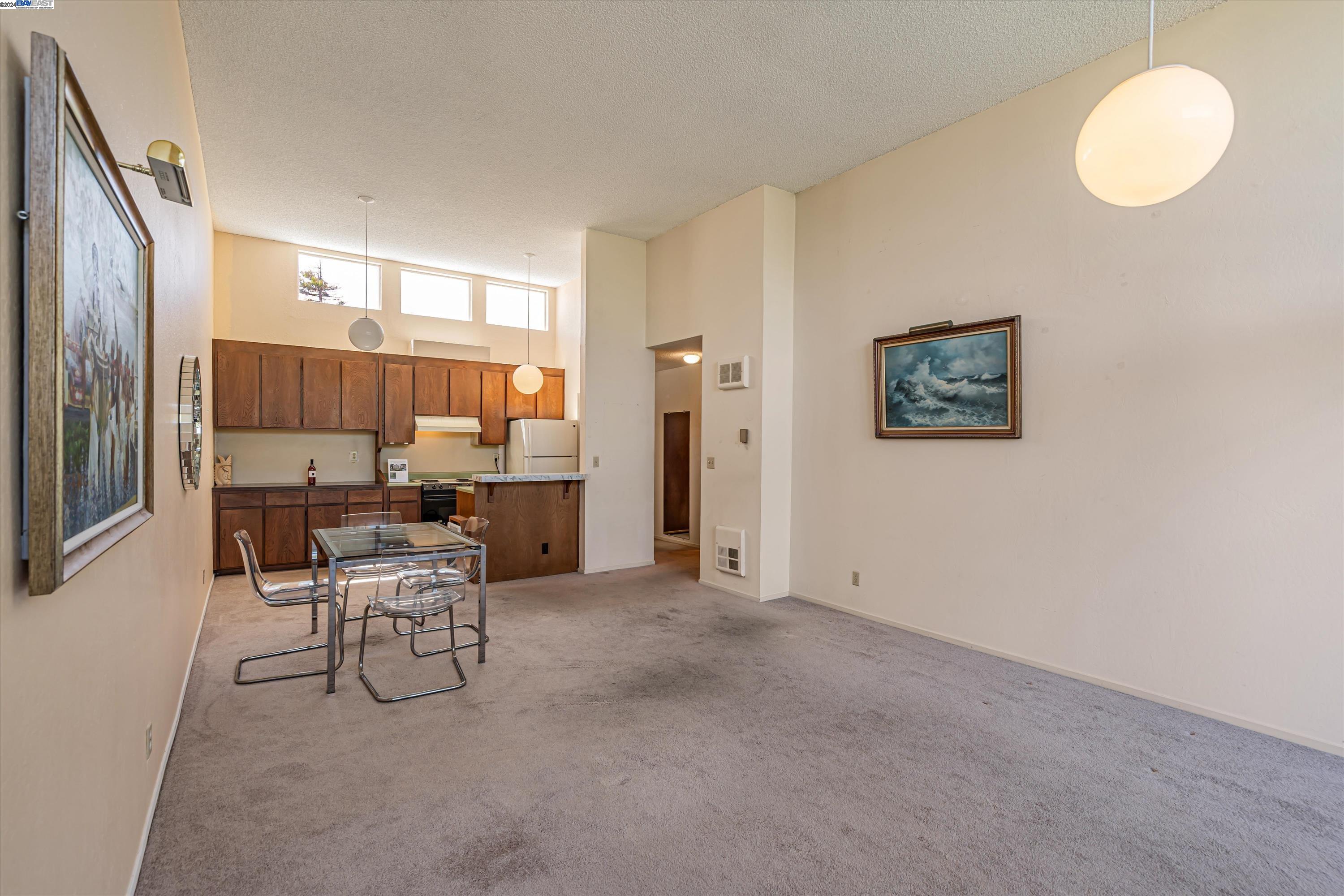 965 Shorepoint Ct # 300