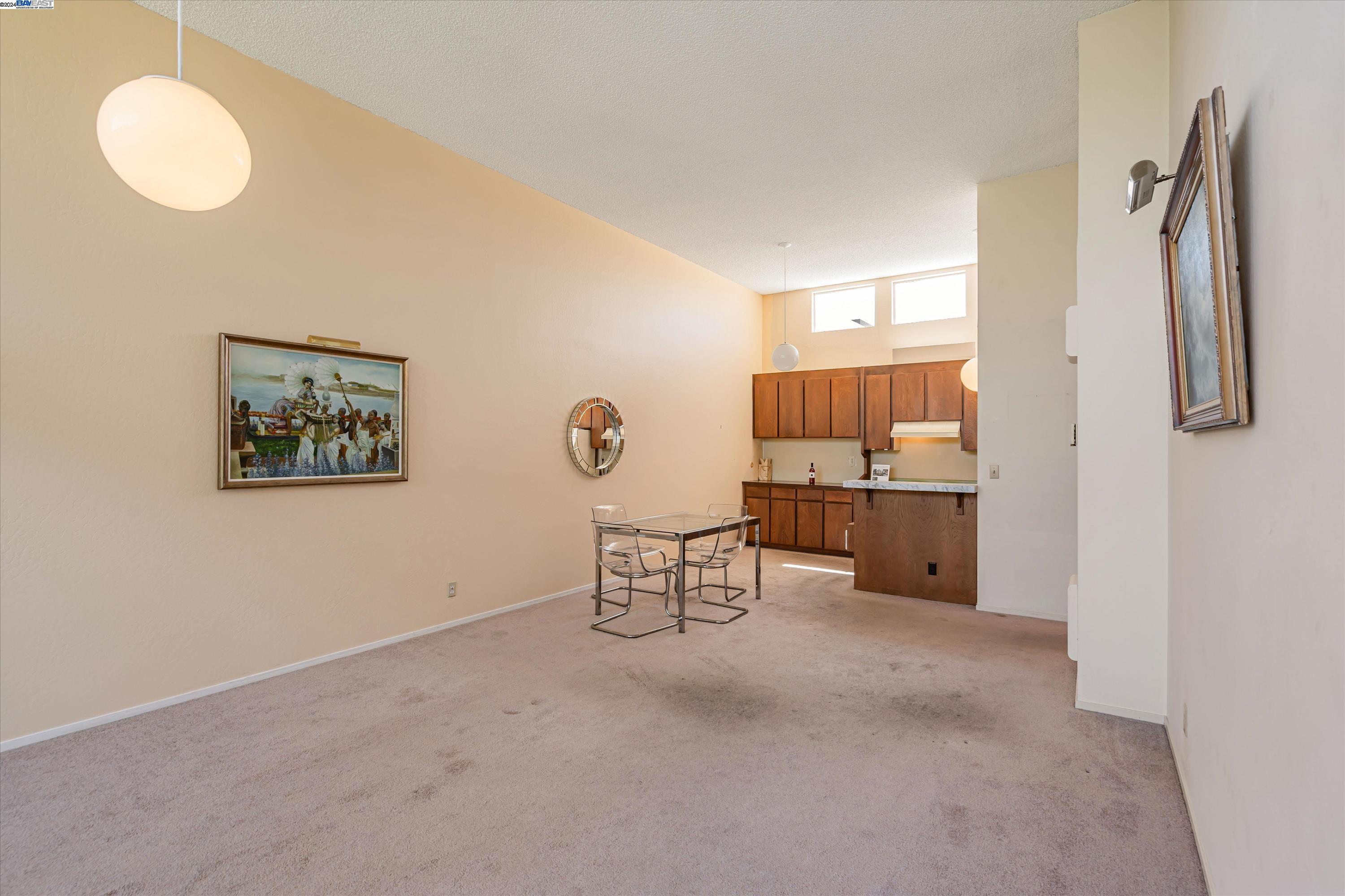 965 Shorepoint Ct # 300