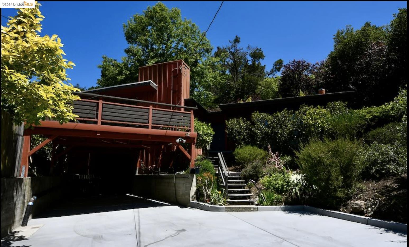 25 Sunset Dr.