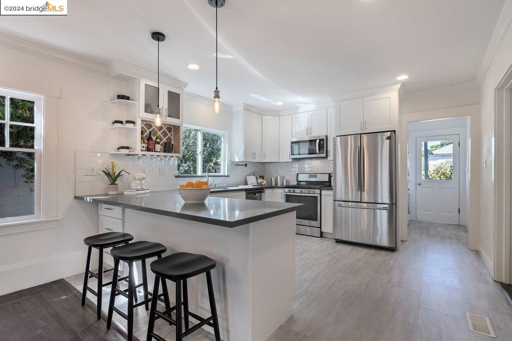 1454 & 1456 E 32Nd St