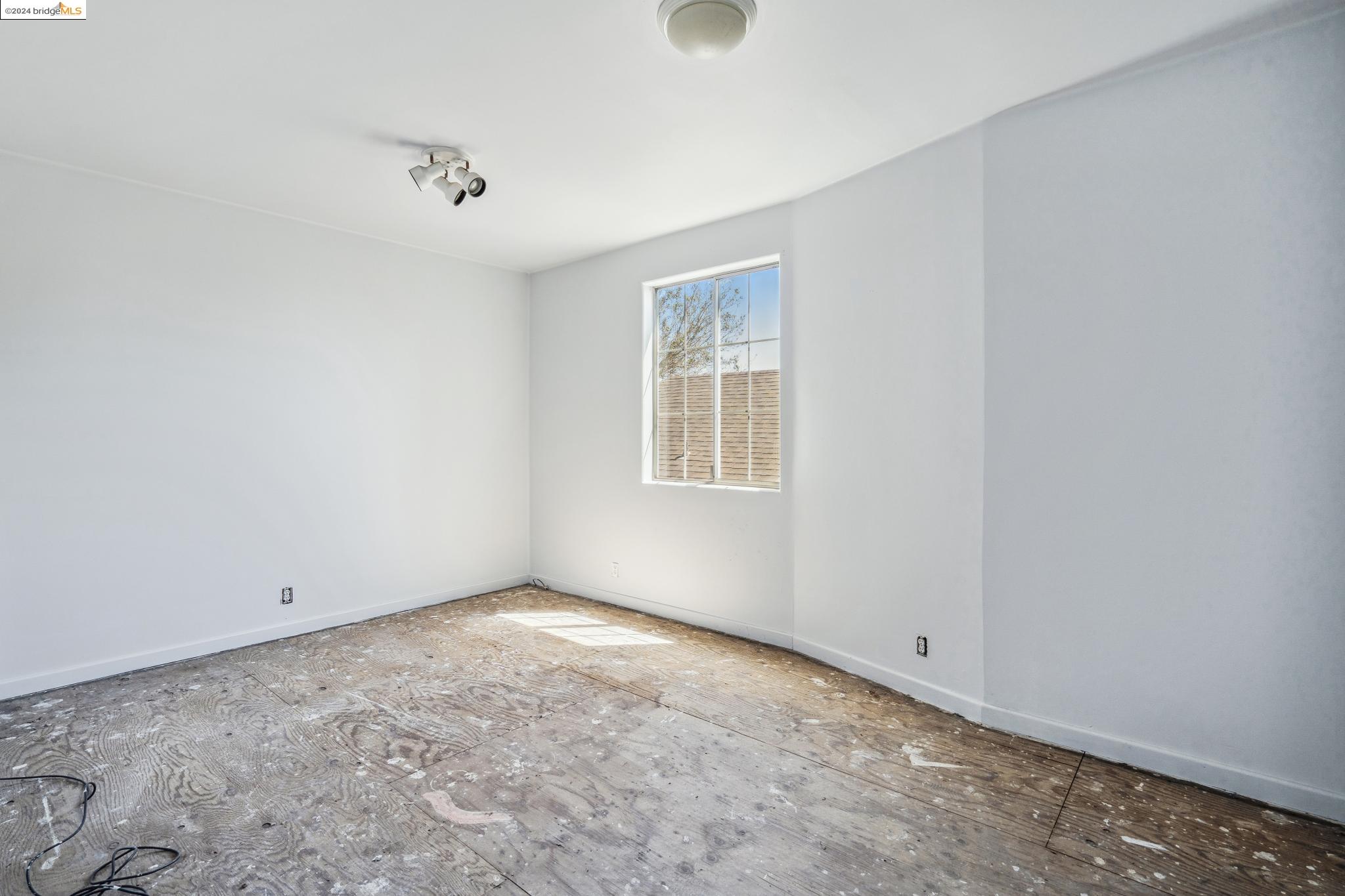 1513 Belvedere Ave