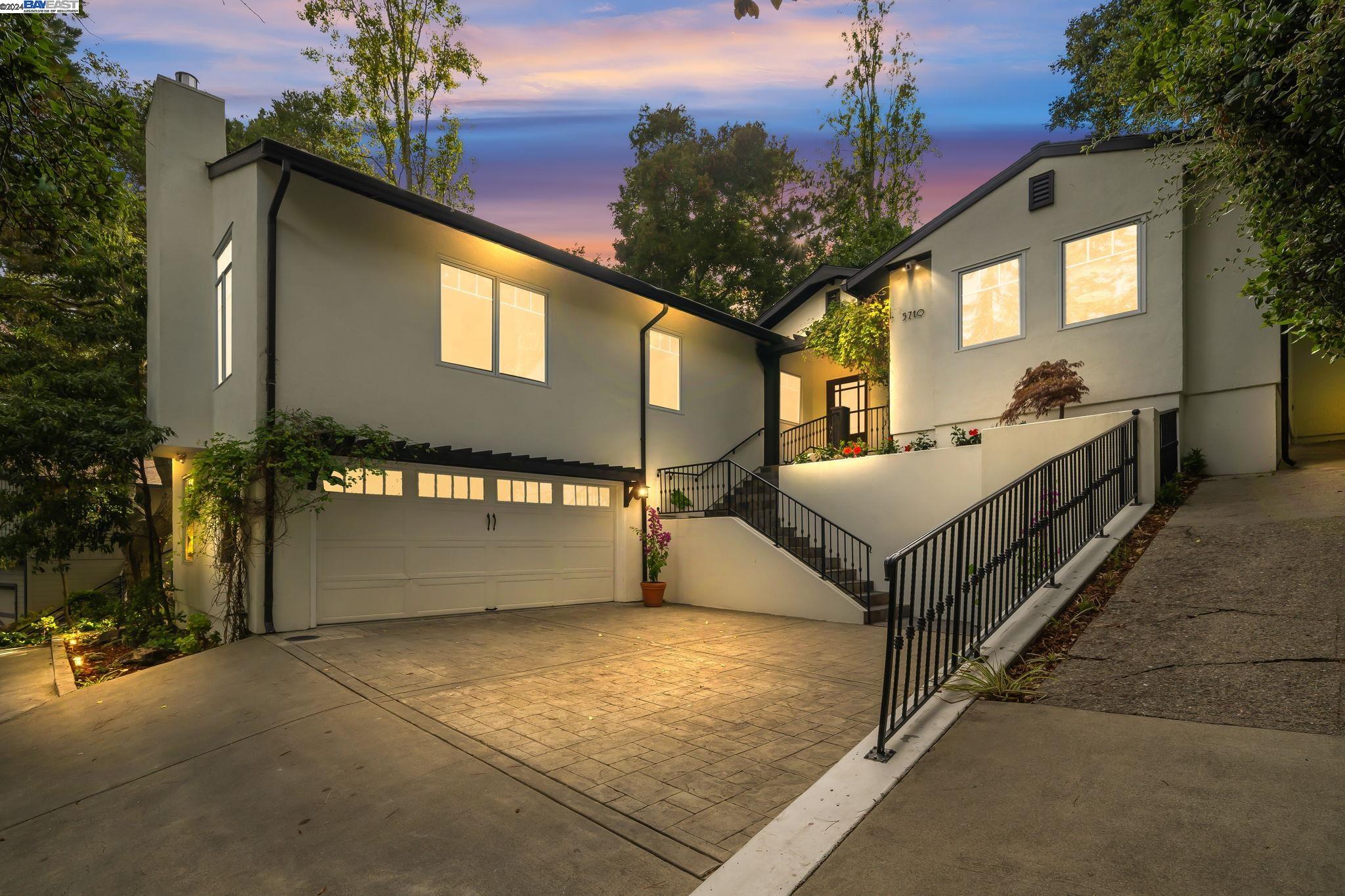 5710 Moraga Ave