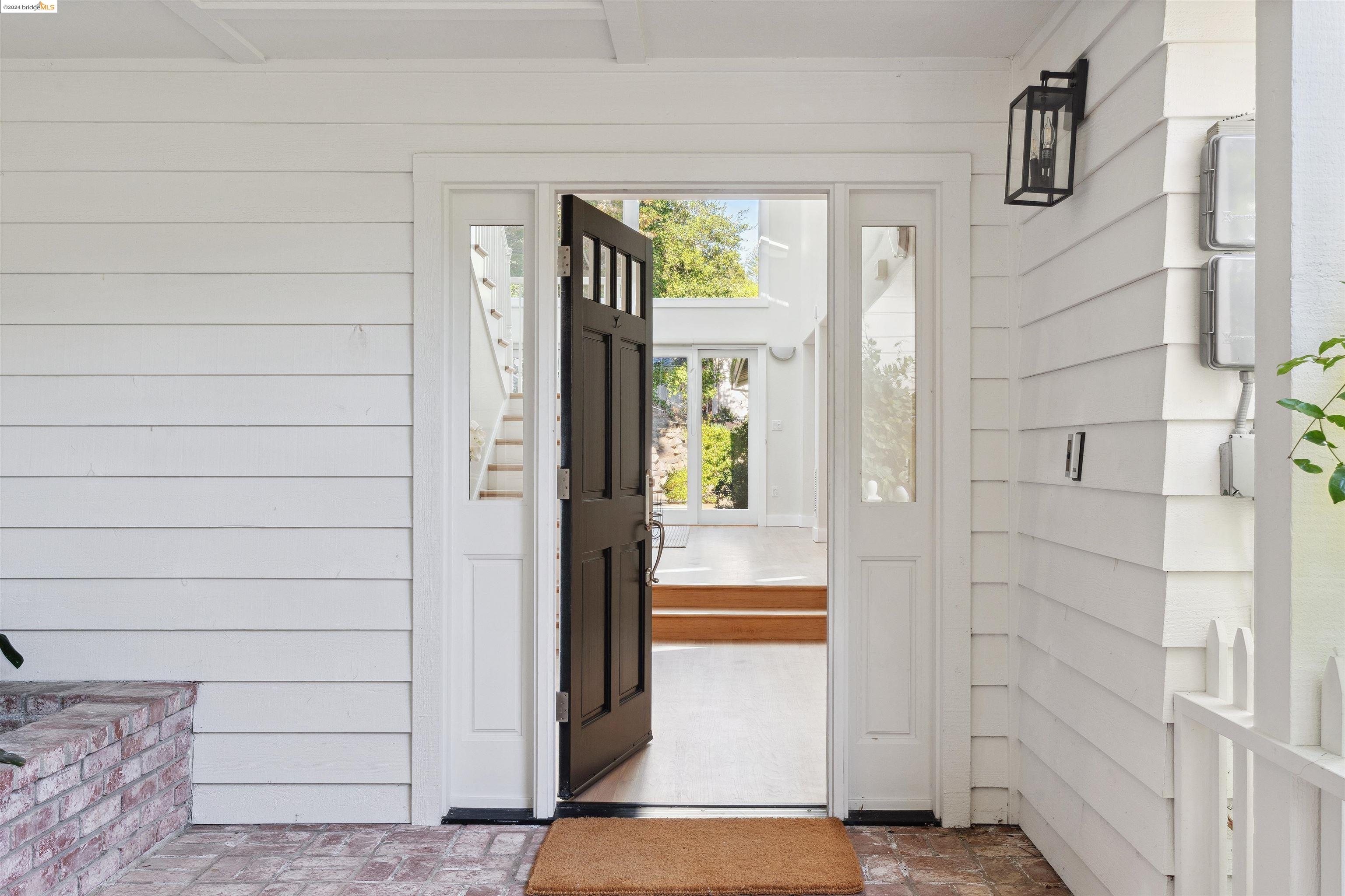 232 Camino Sobrante