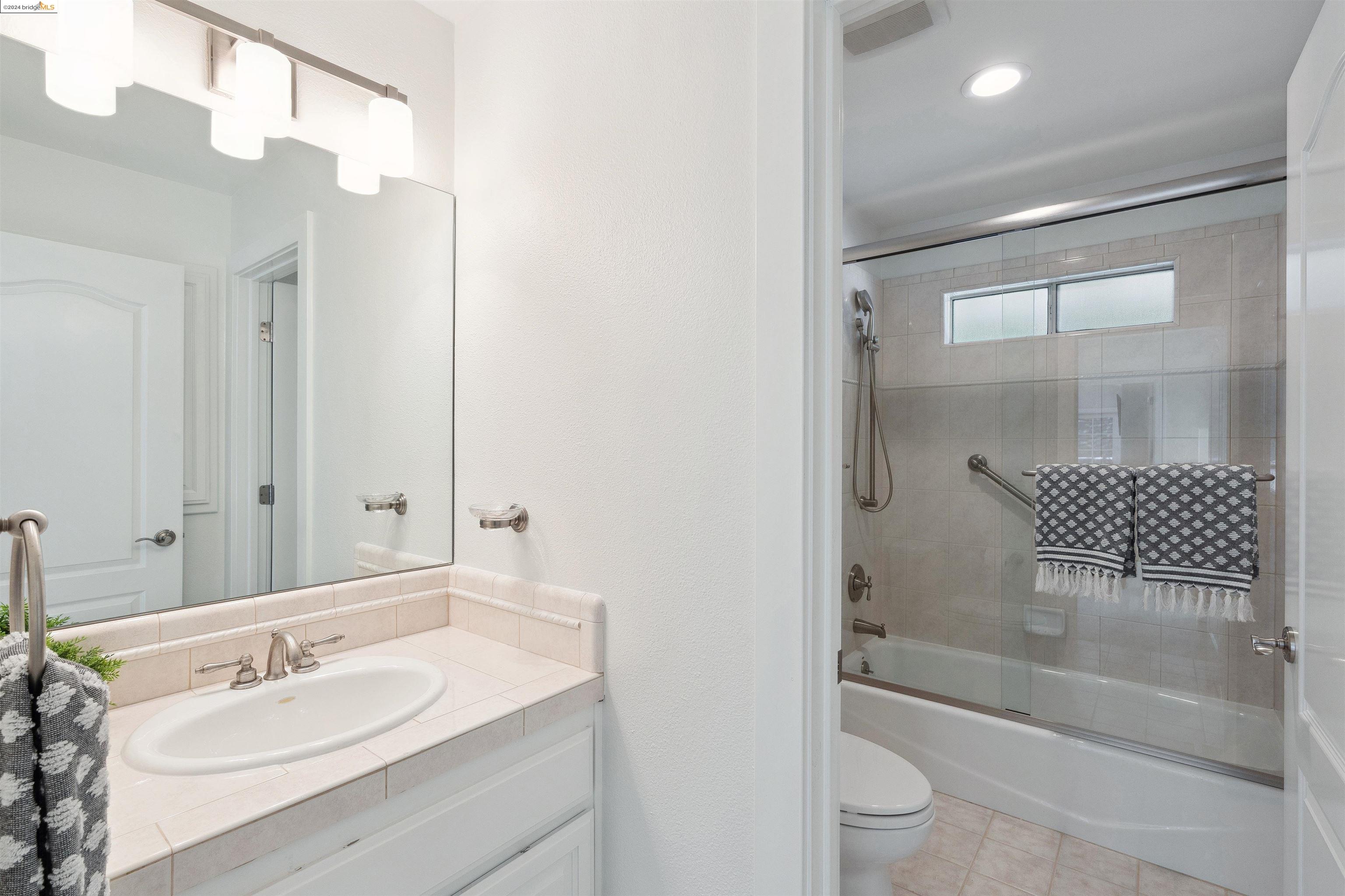 232 Camino Sobrante