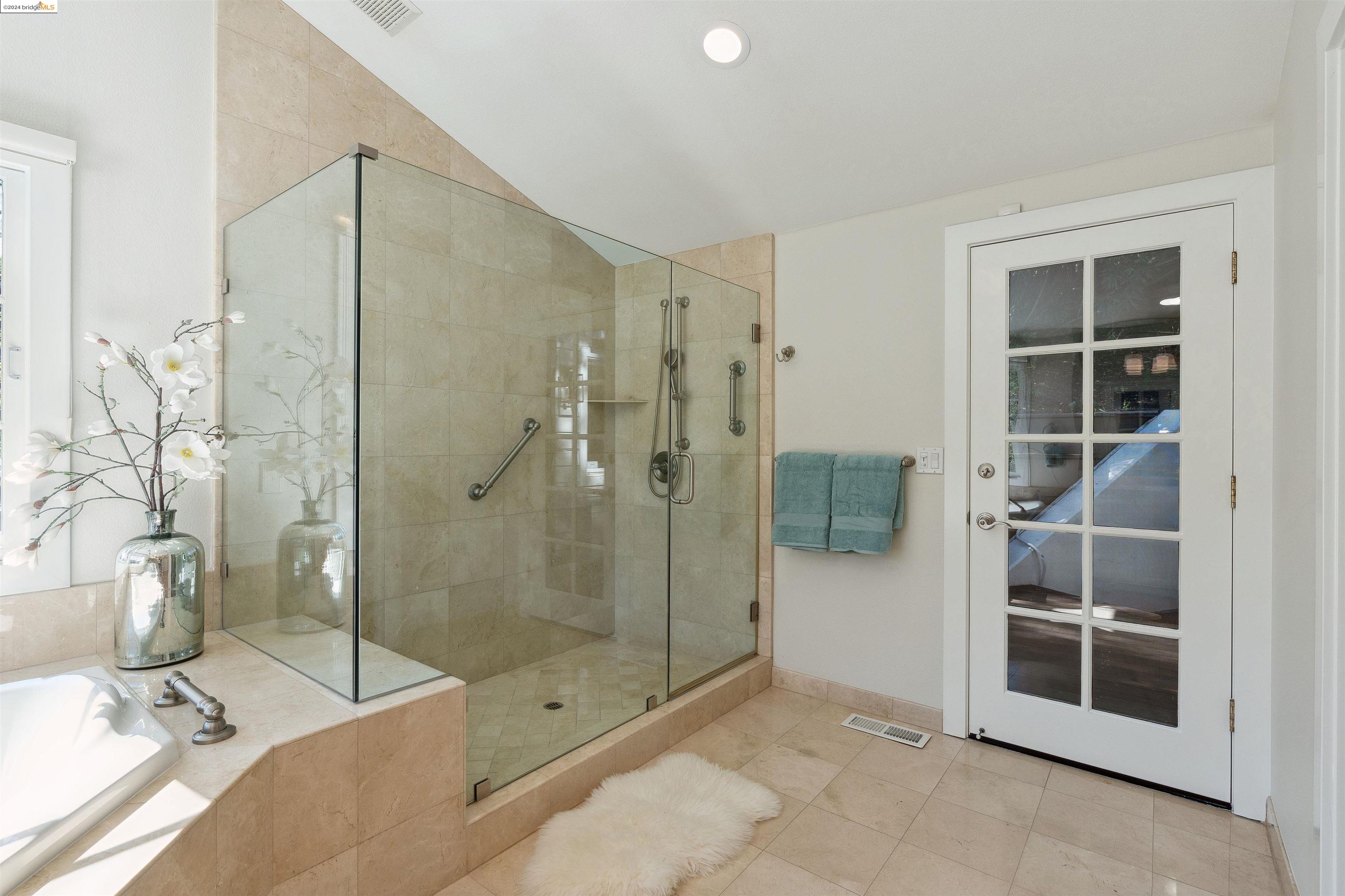 232 Camino Sobrante
