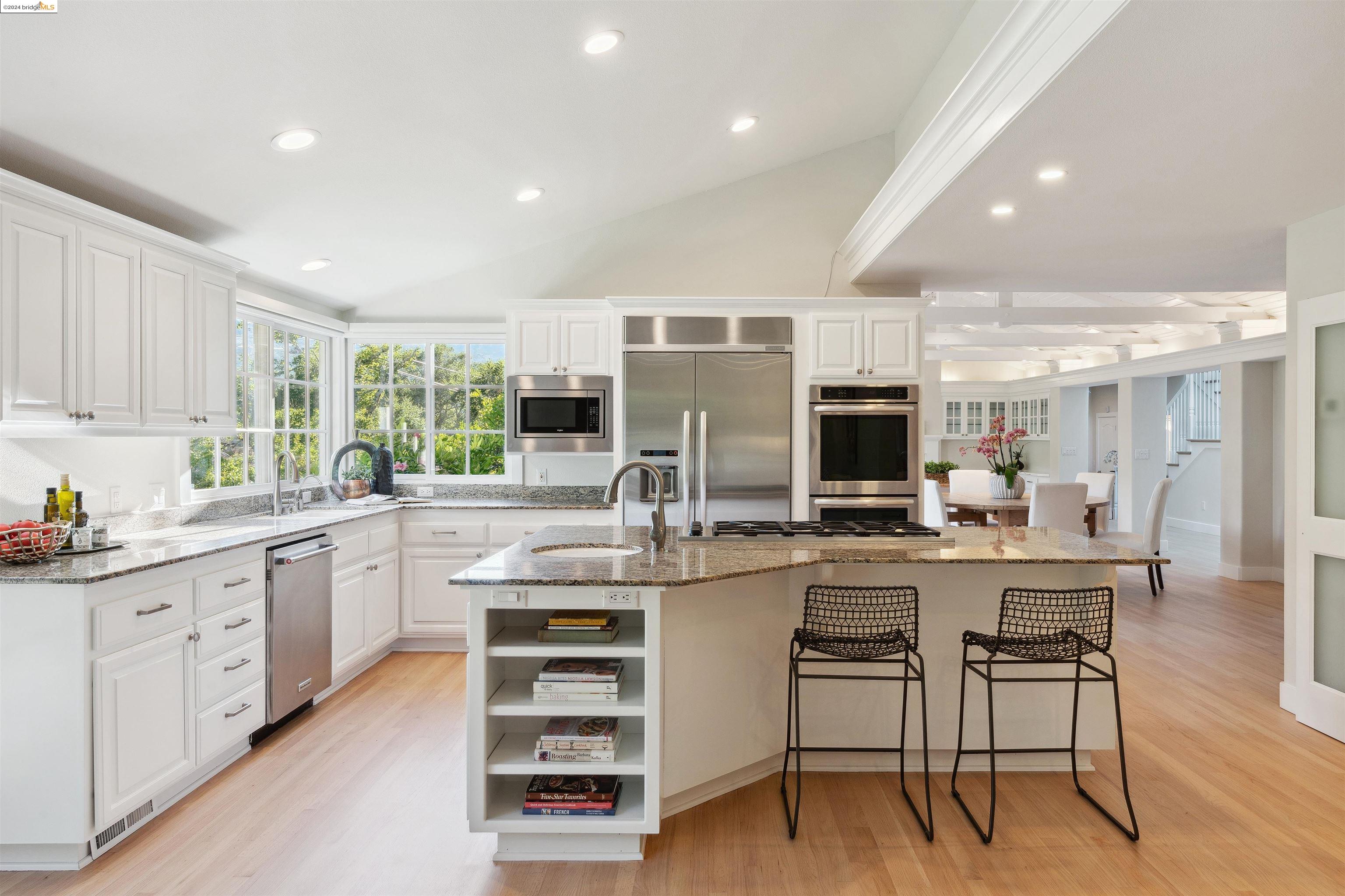 232 Camino Sobrante