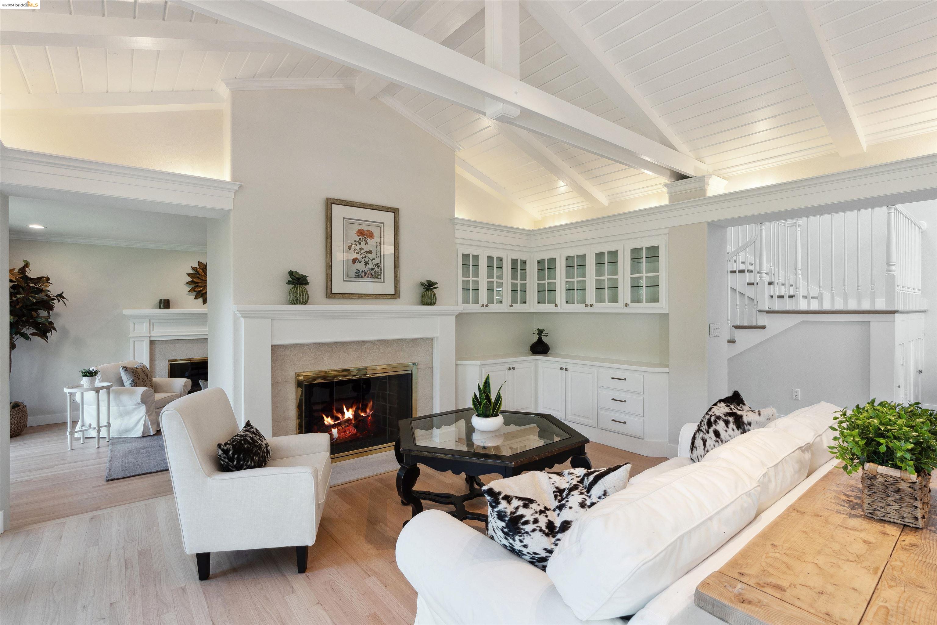232 Camino Sobrante