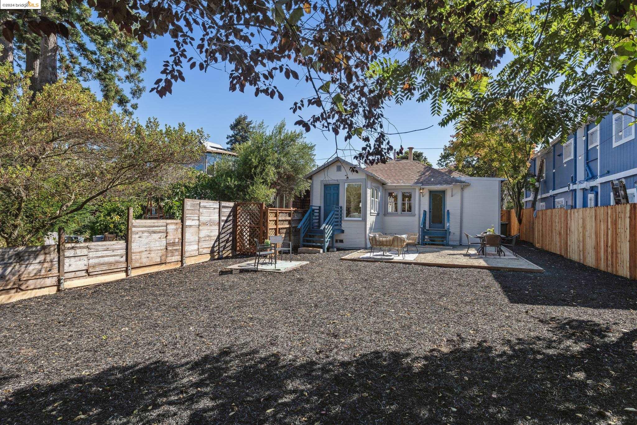 2326 Mcgee Ave