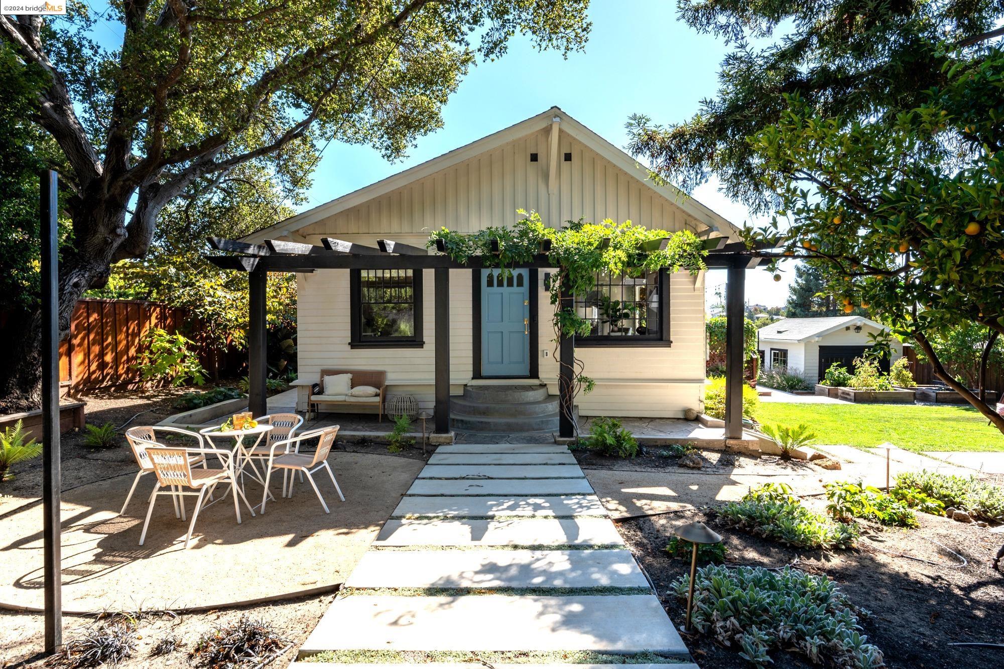 4445 Fair Ave