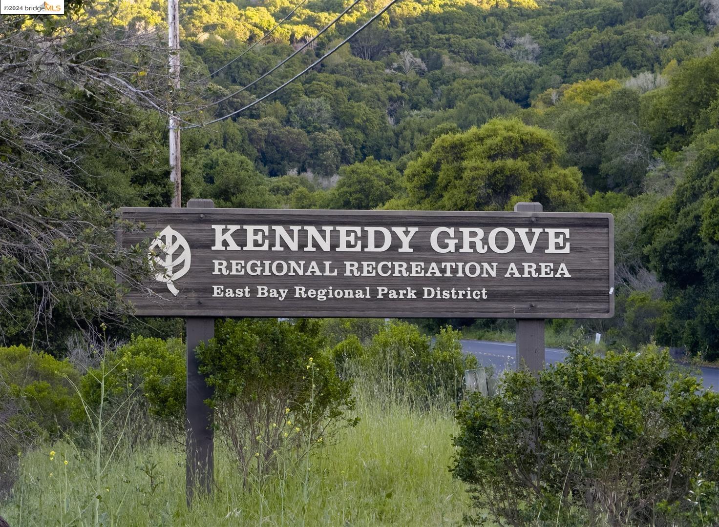 4060 Hillcrest Road