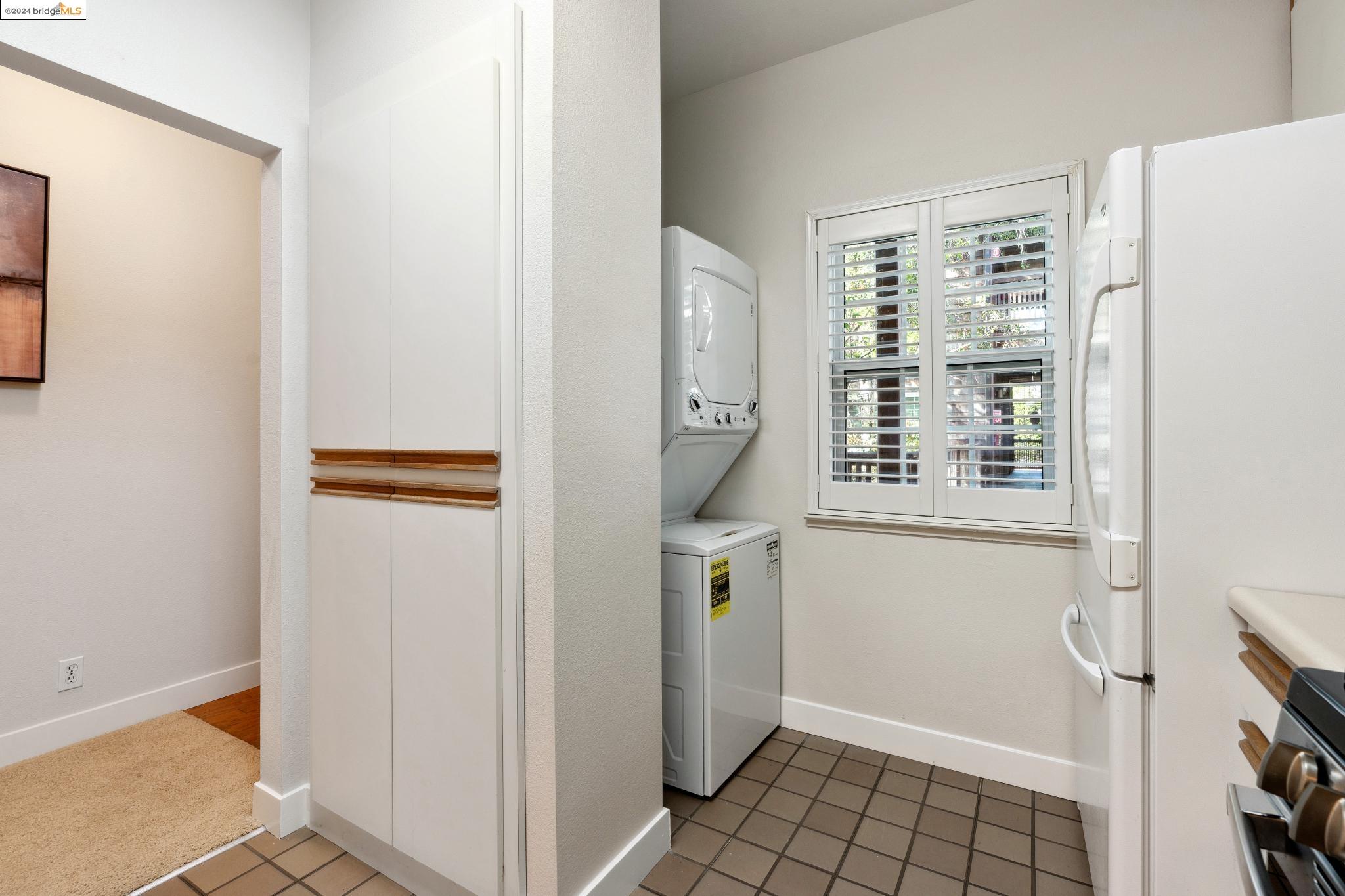 1708 Lexington Ave # 7