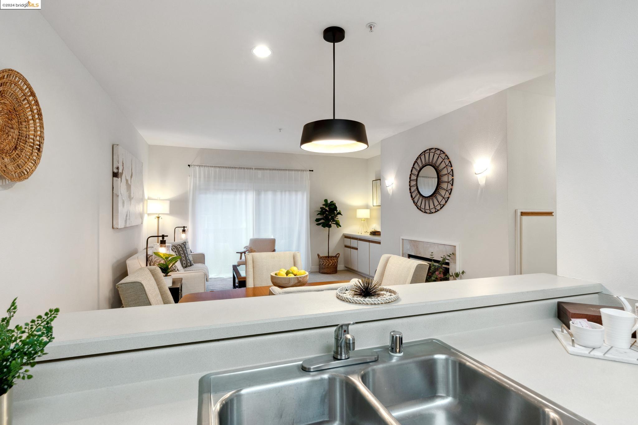 1708 Lexington Ave # 7