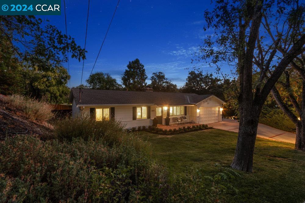 3303 Berta Ln