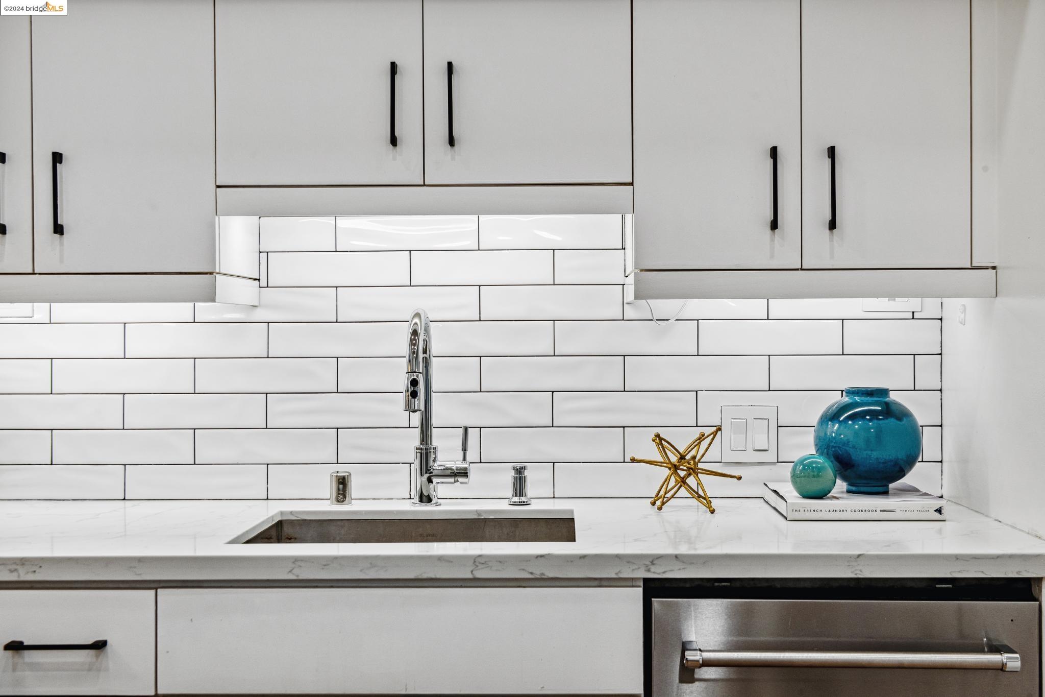 6363 Christie Ave # 1525