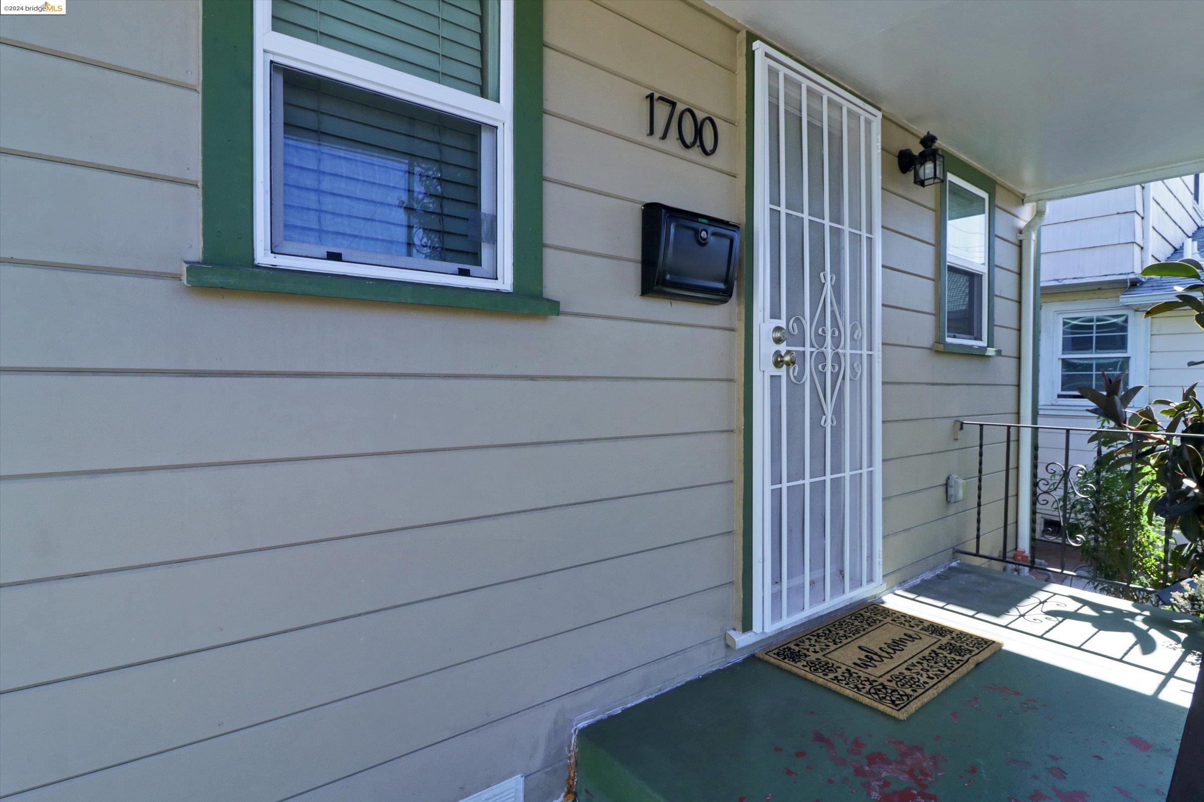 1700 151St Ave