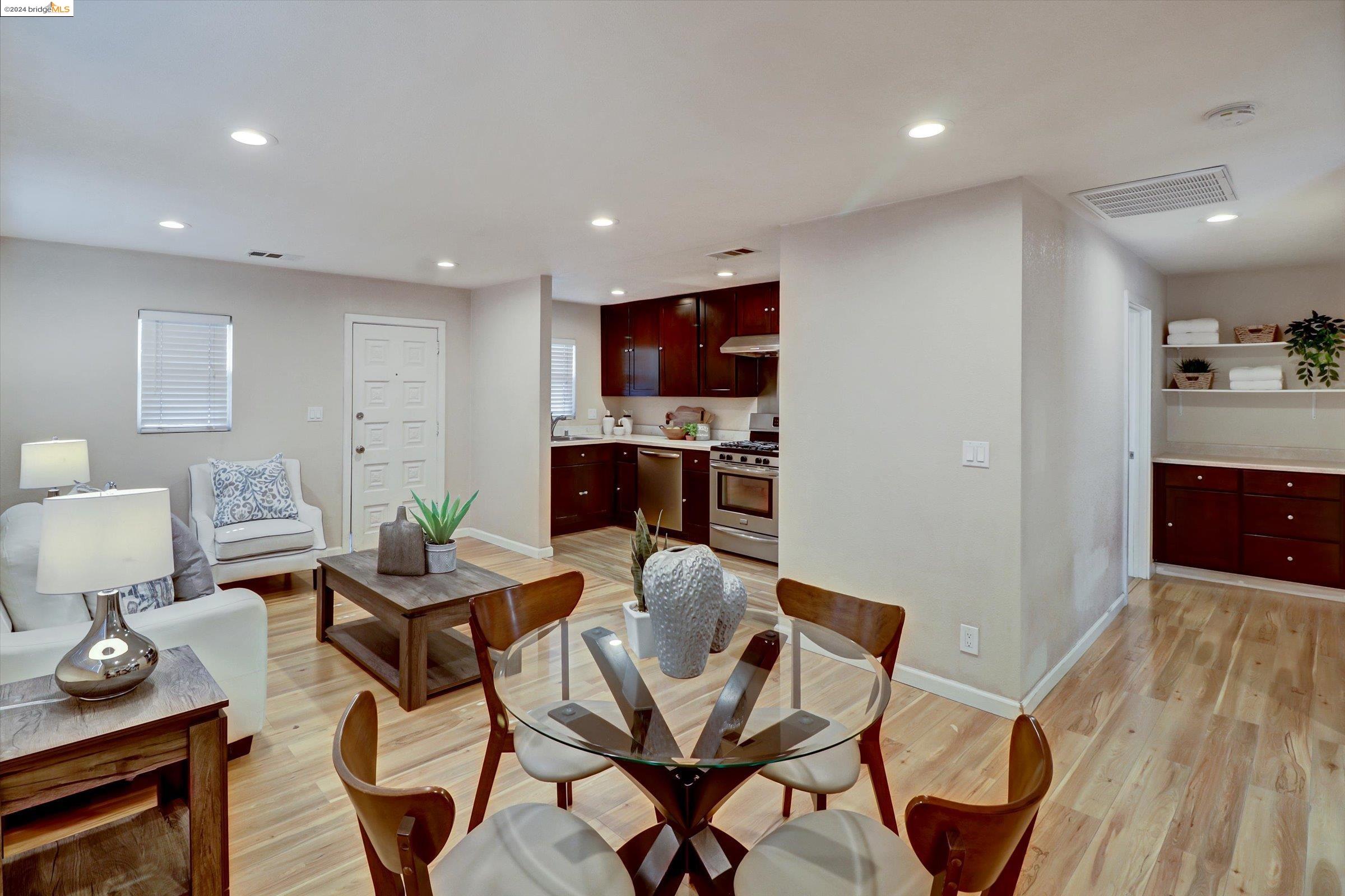 1700 151St Ave