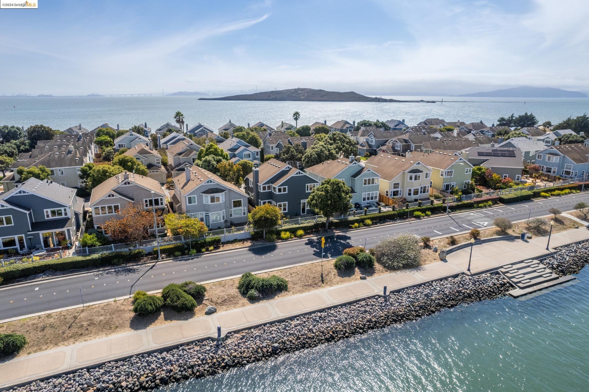 31 Sandpoint Dr