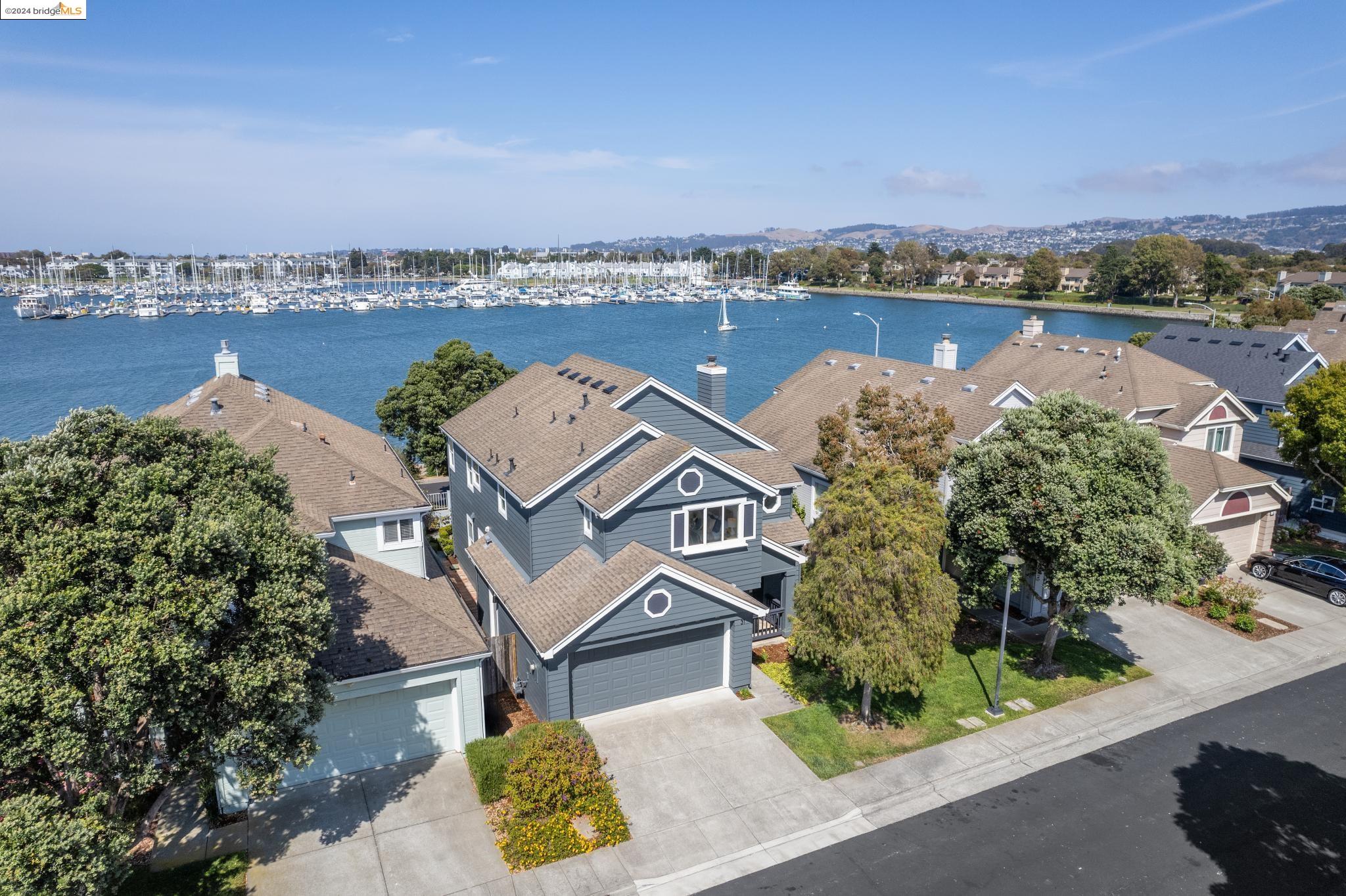 31 Sandpoint Dr
