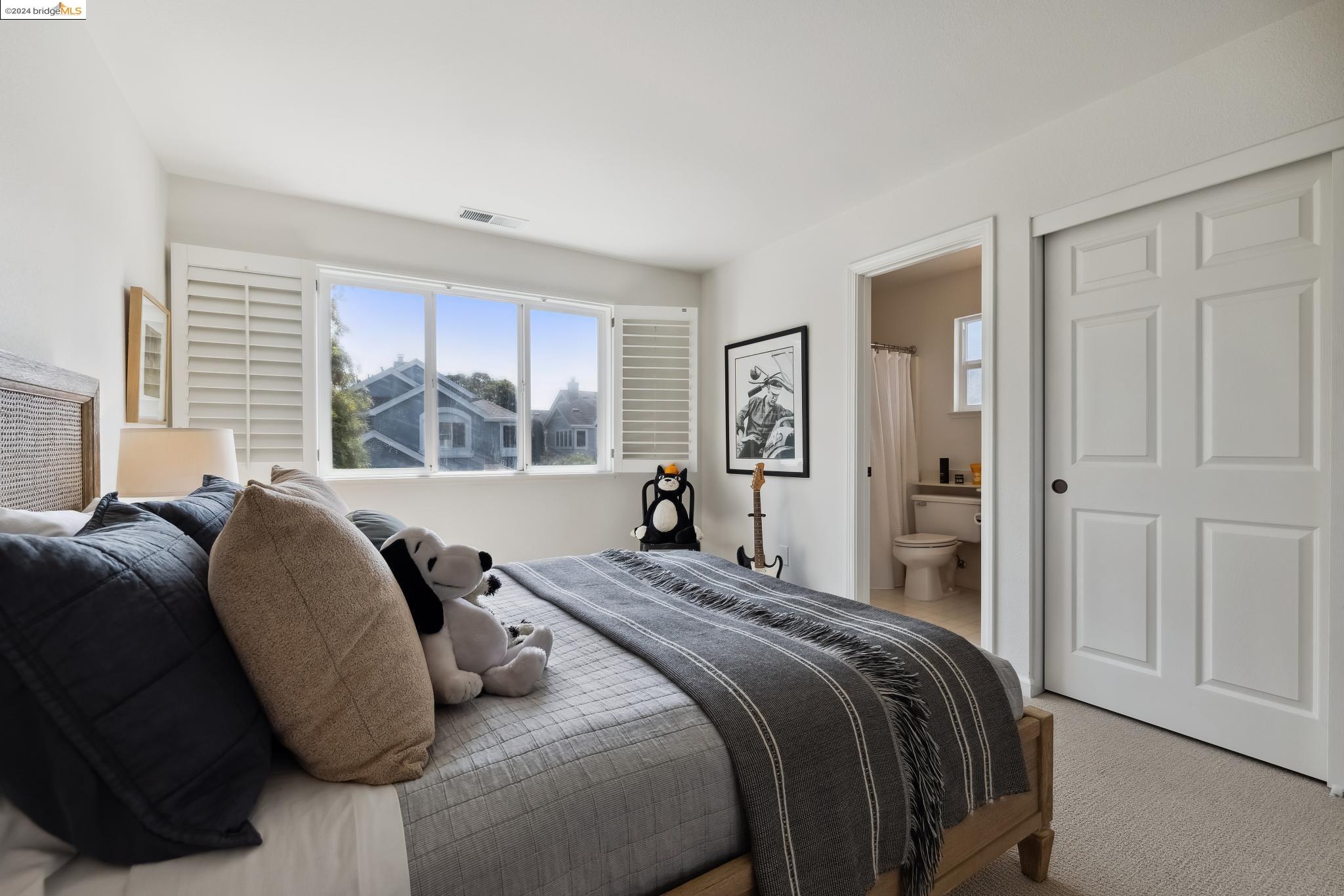 31 Sandpoint Dr