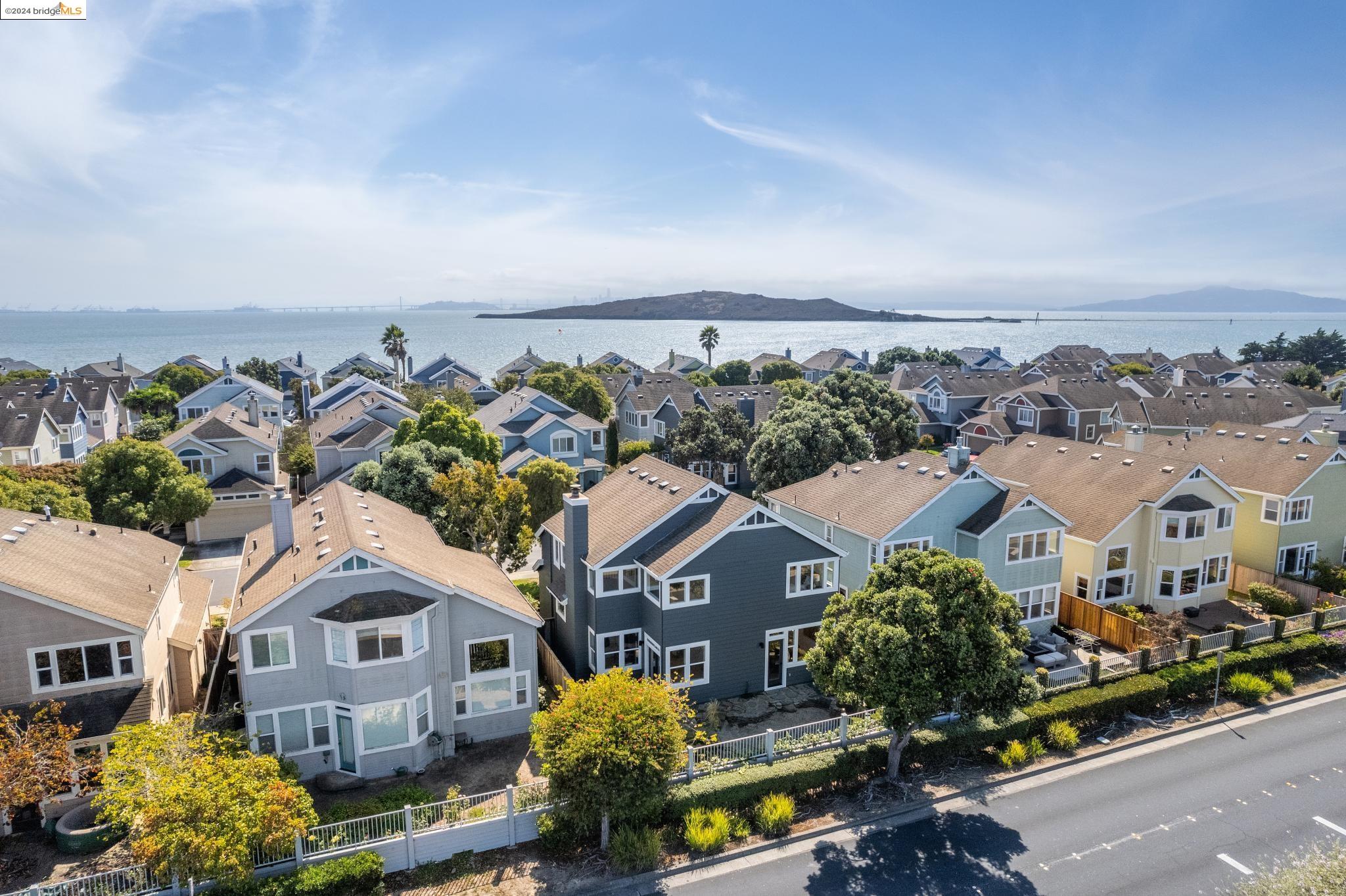31 Sandpoint Dr