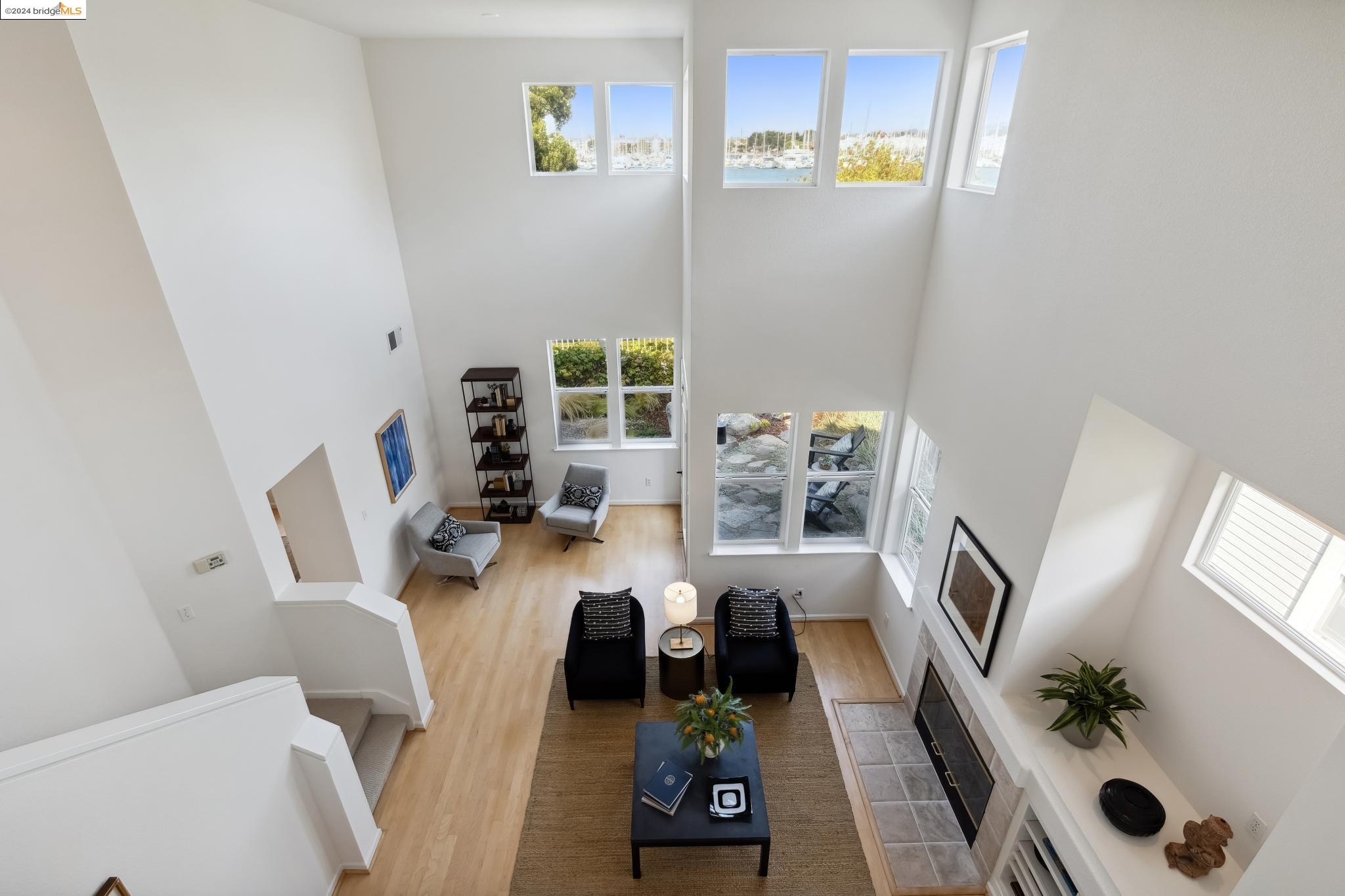 31 Sandpoint Dr