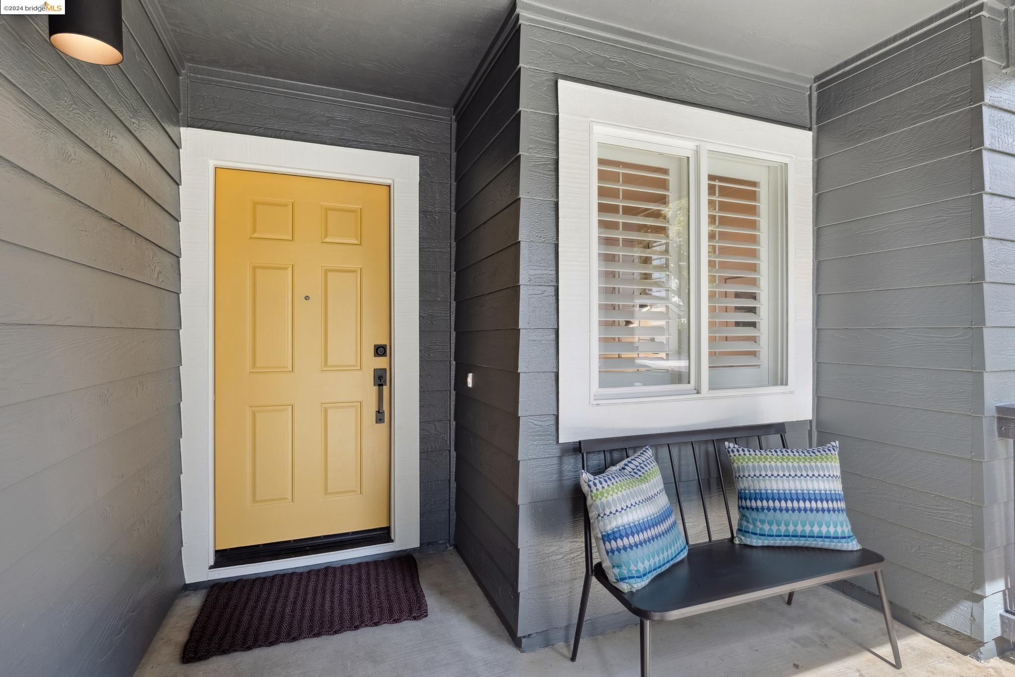 31 Sandpoint Dr