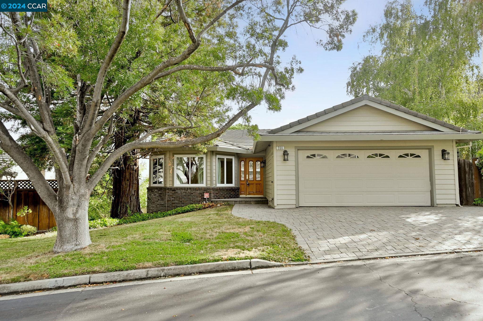 204 Netherby Pl