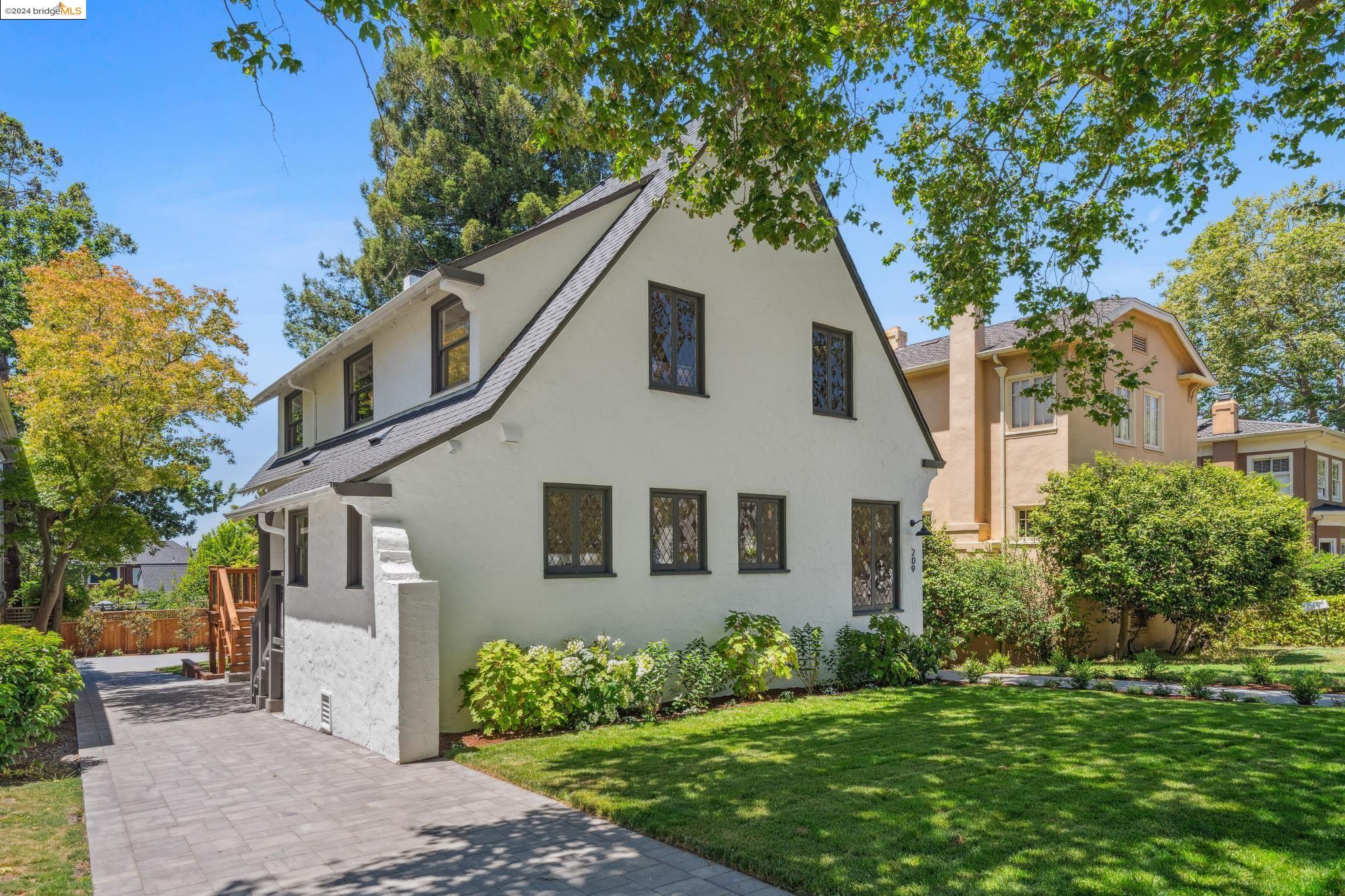 209 Highland Avenue