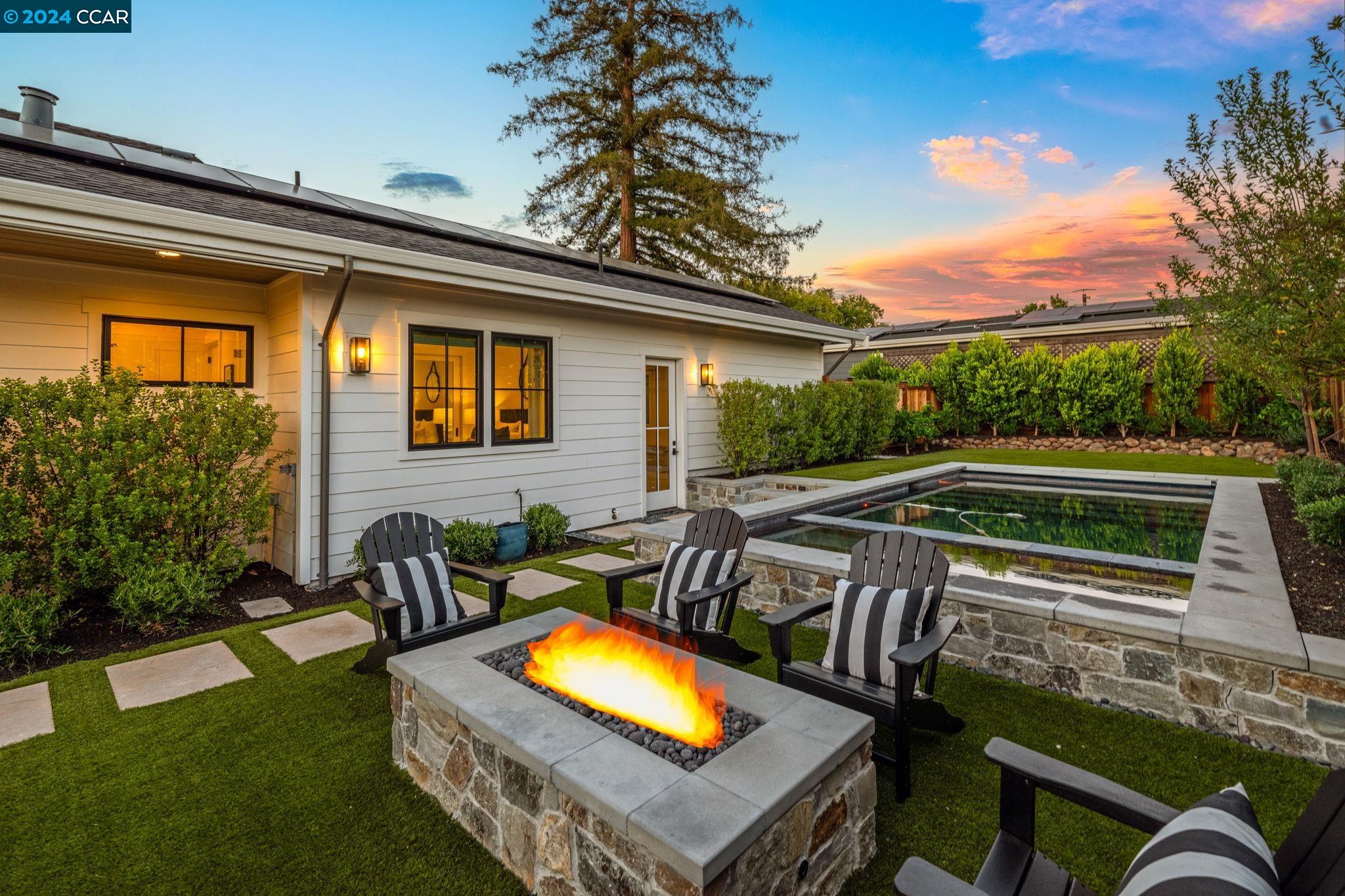 2715 Kinney Dr